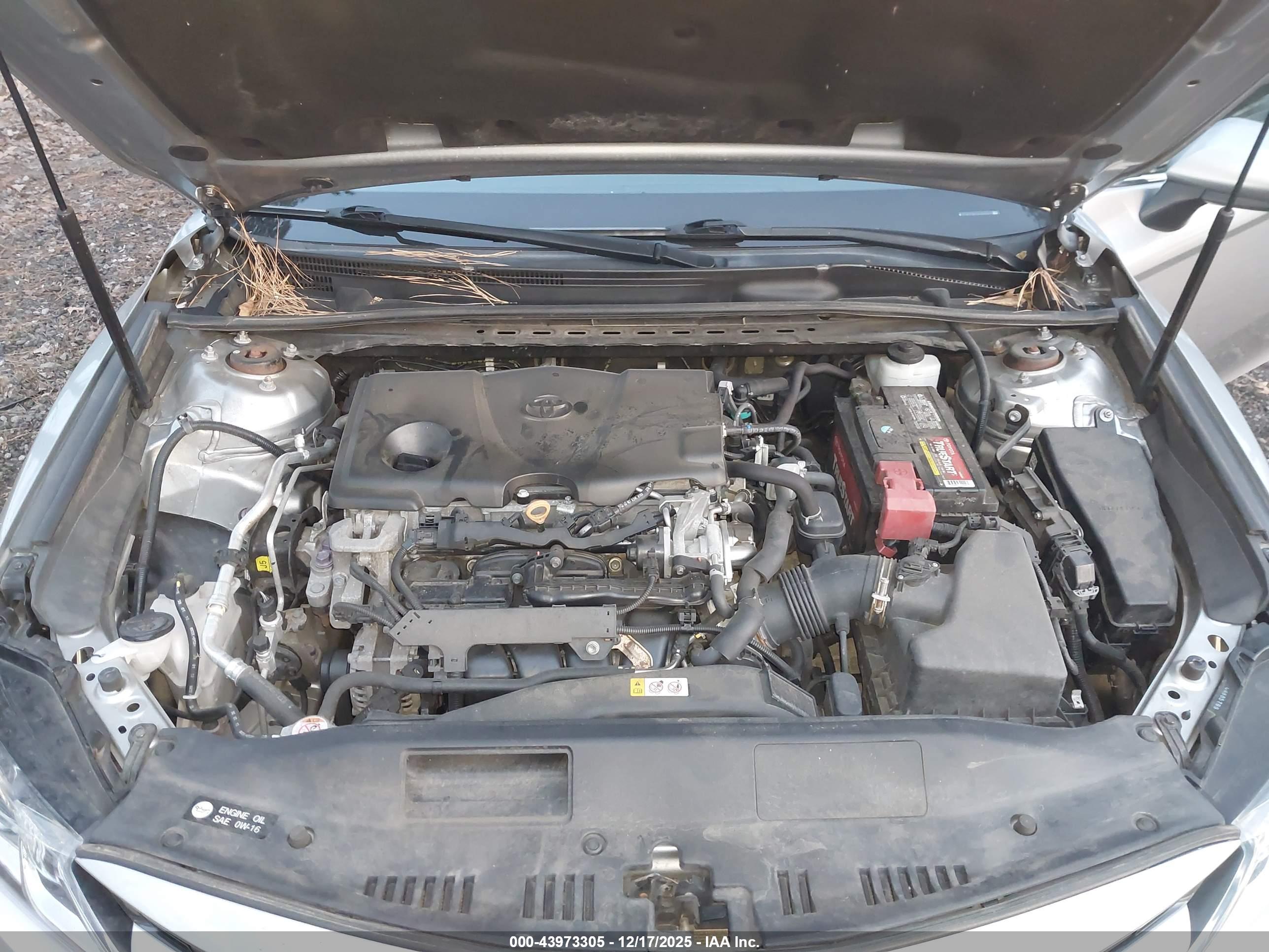 TOYOTA CAMRY image 10