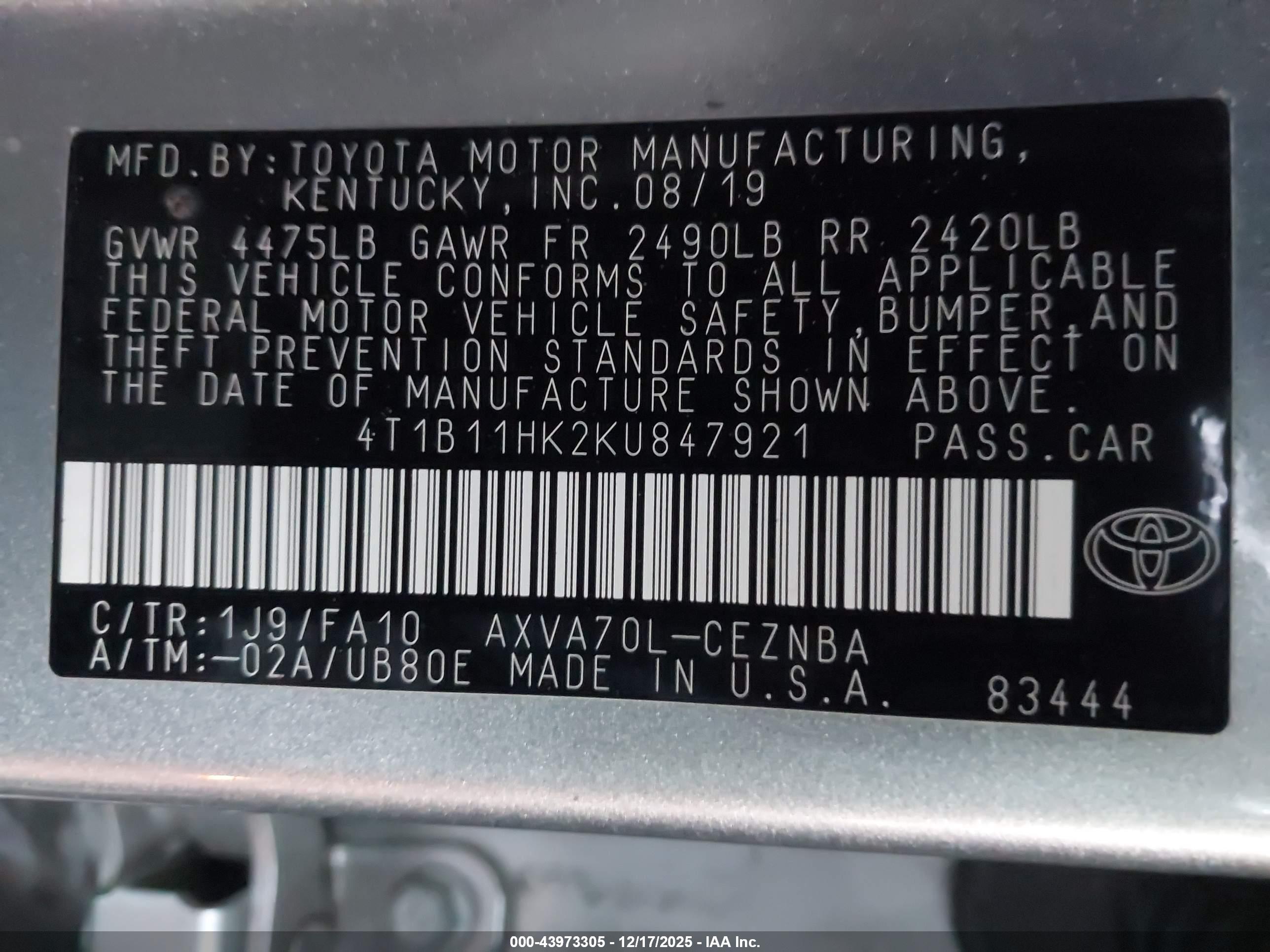 TOYOTA CAMRY image 9