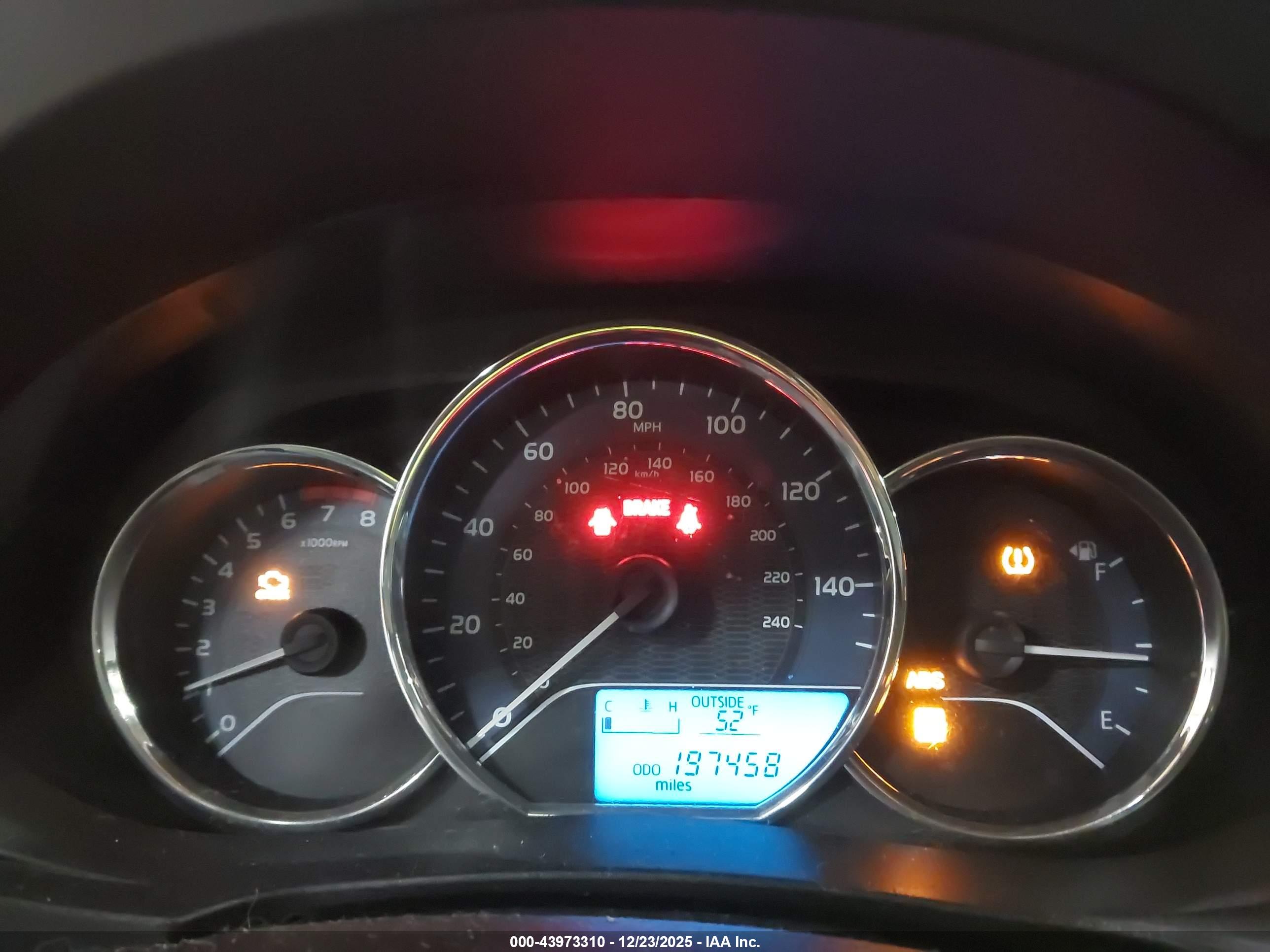 TOYOTA COROLLA image 7