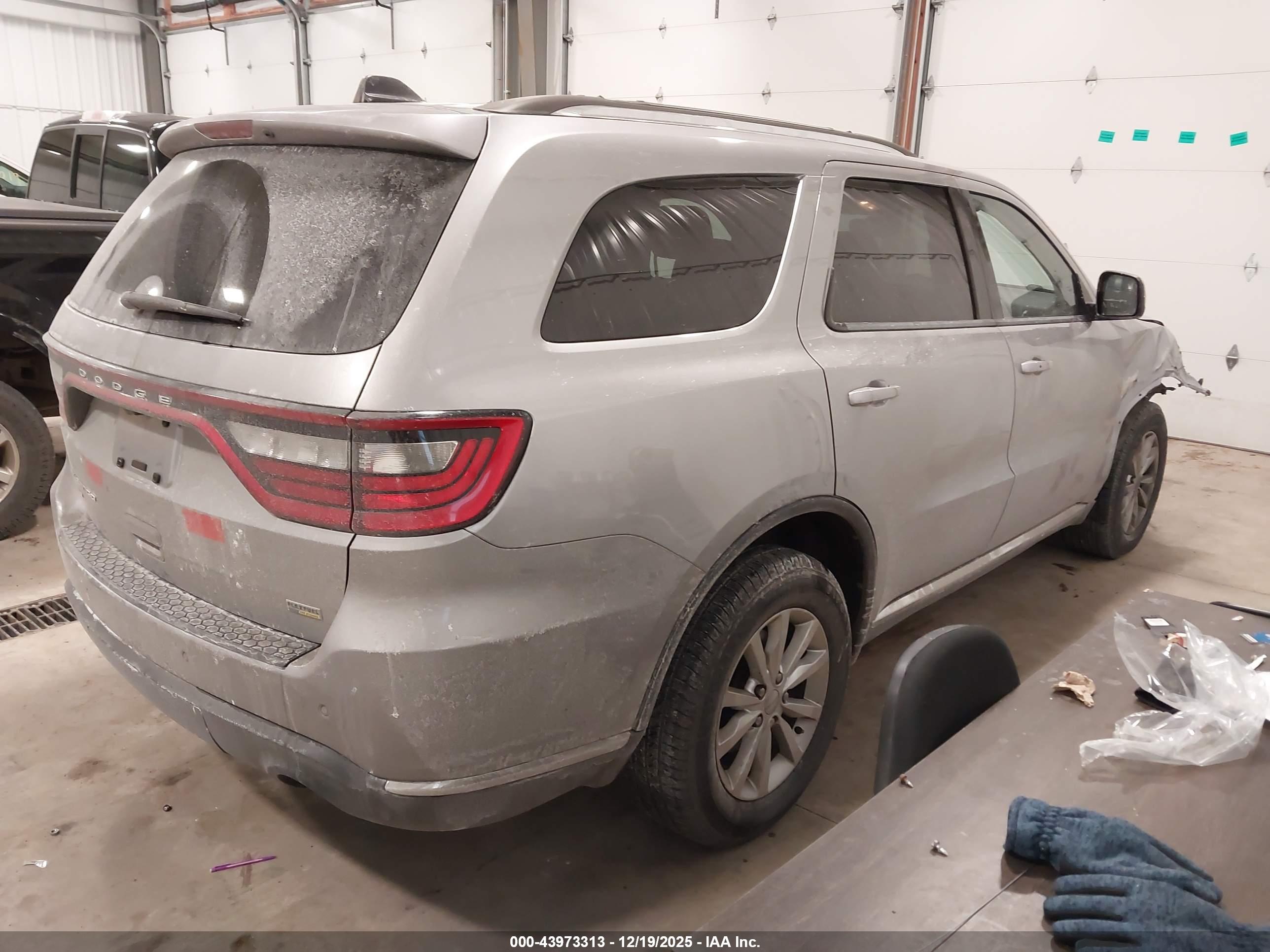 DODGE DURANGO image 4
