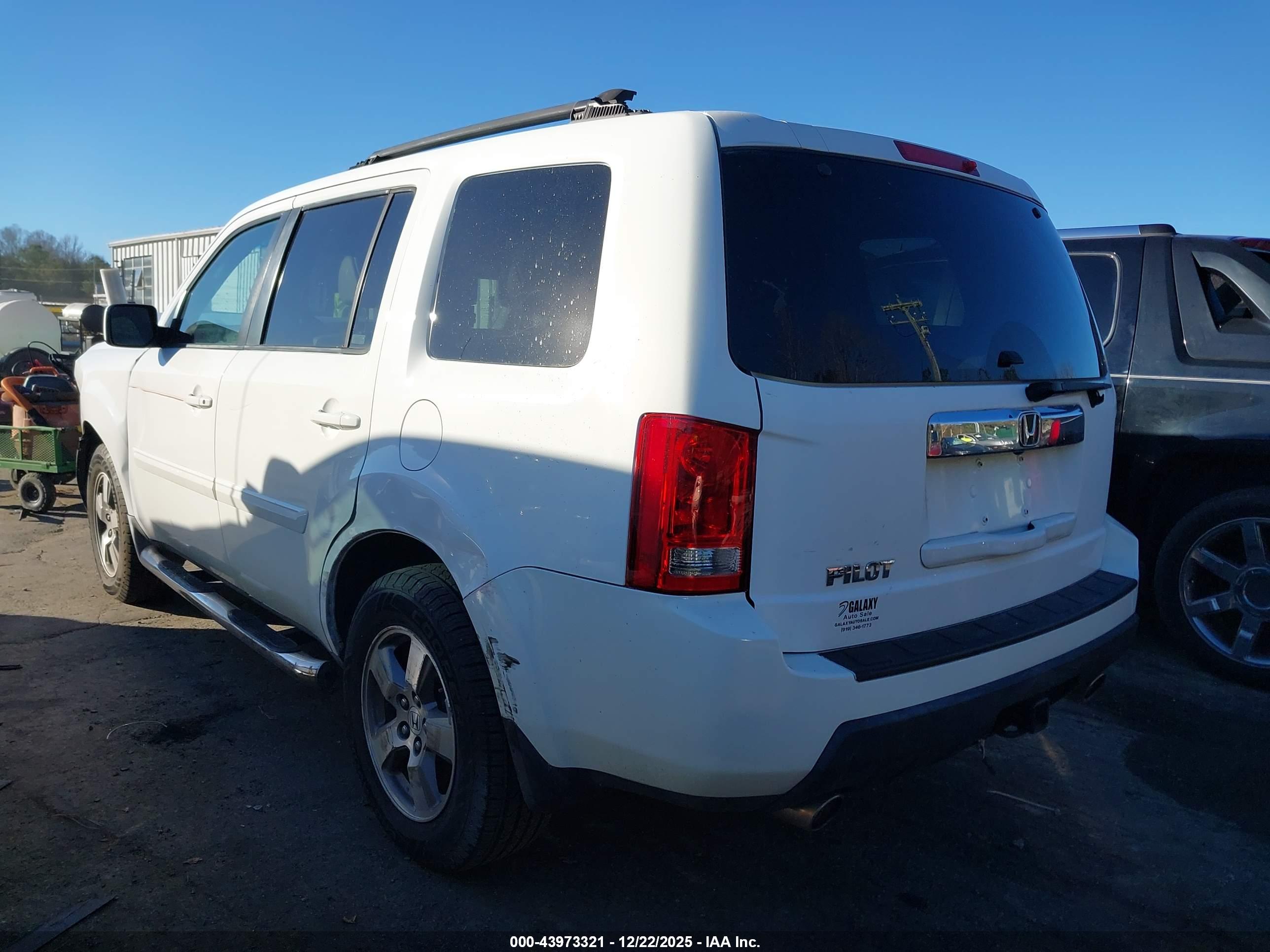 HONDA PILOT image 3