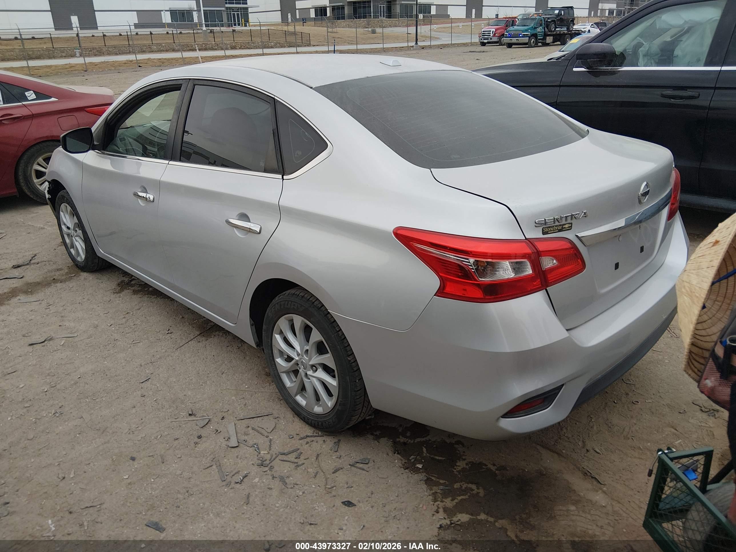 NISSAN SENTRA image 3