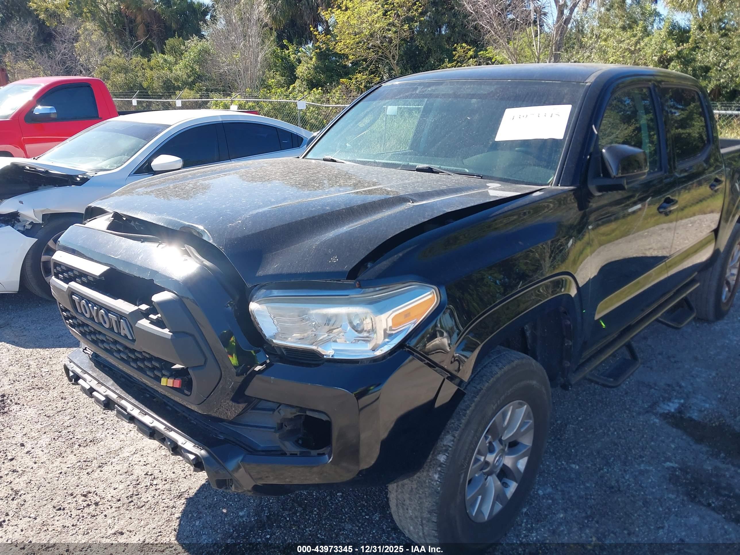TOYOTA TACOMA image 6