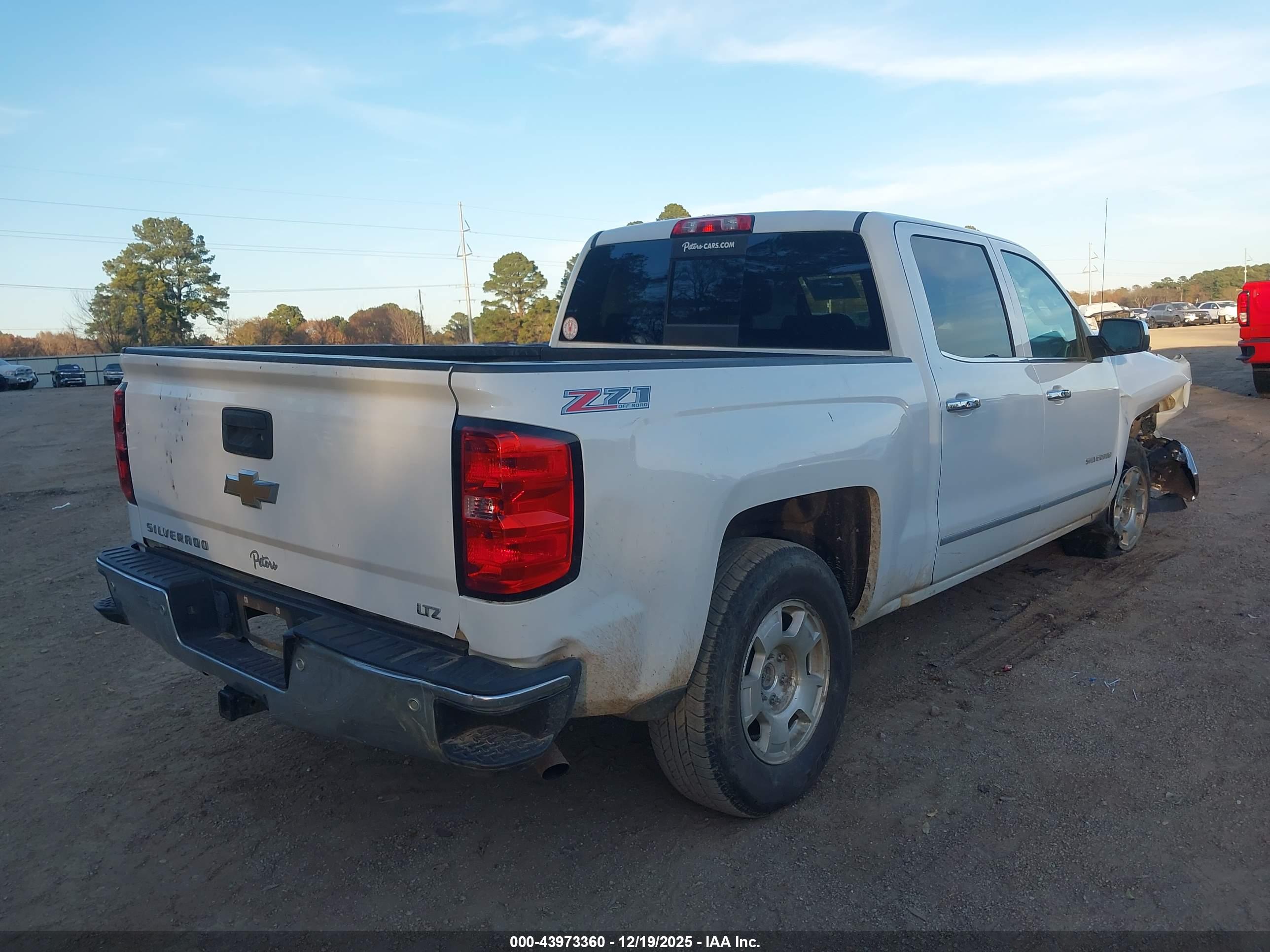 CHEVROLET SILVERADO image 4