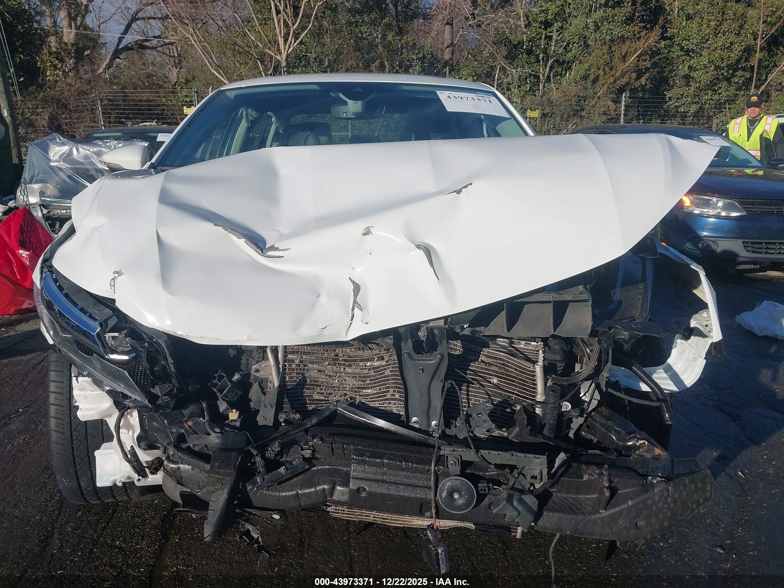 VOLKSWAGEN PASSAT image 6