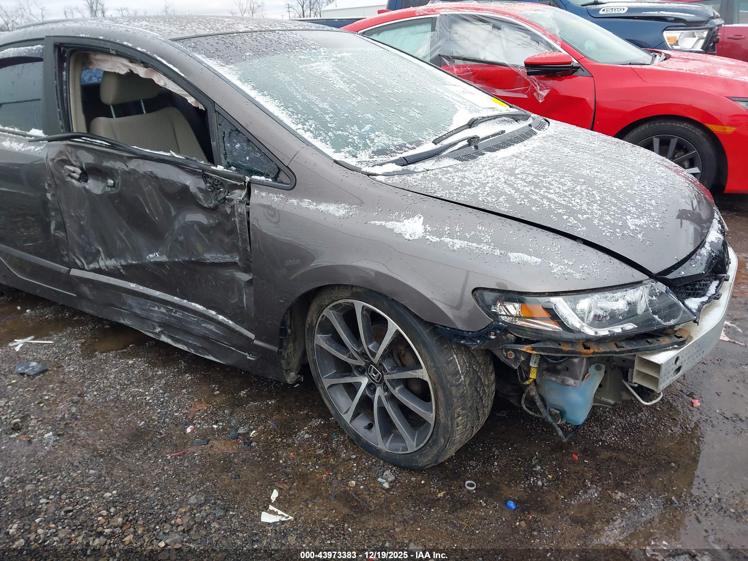 HONDA CIVIC image 6