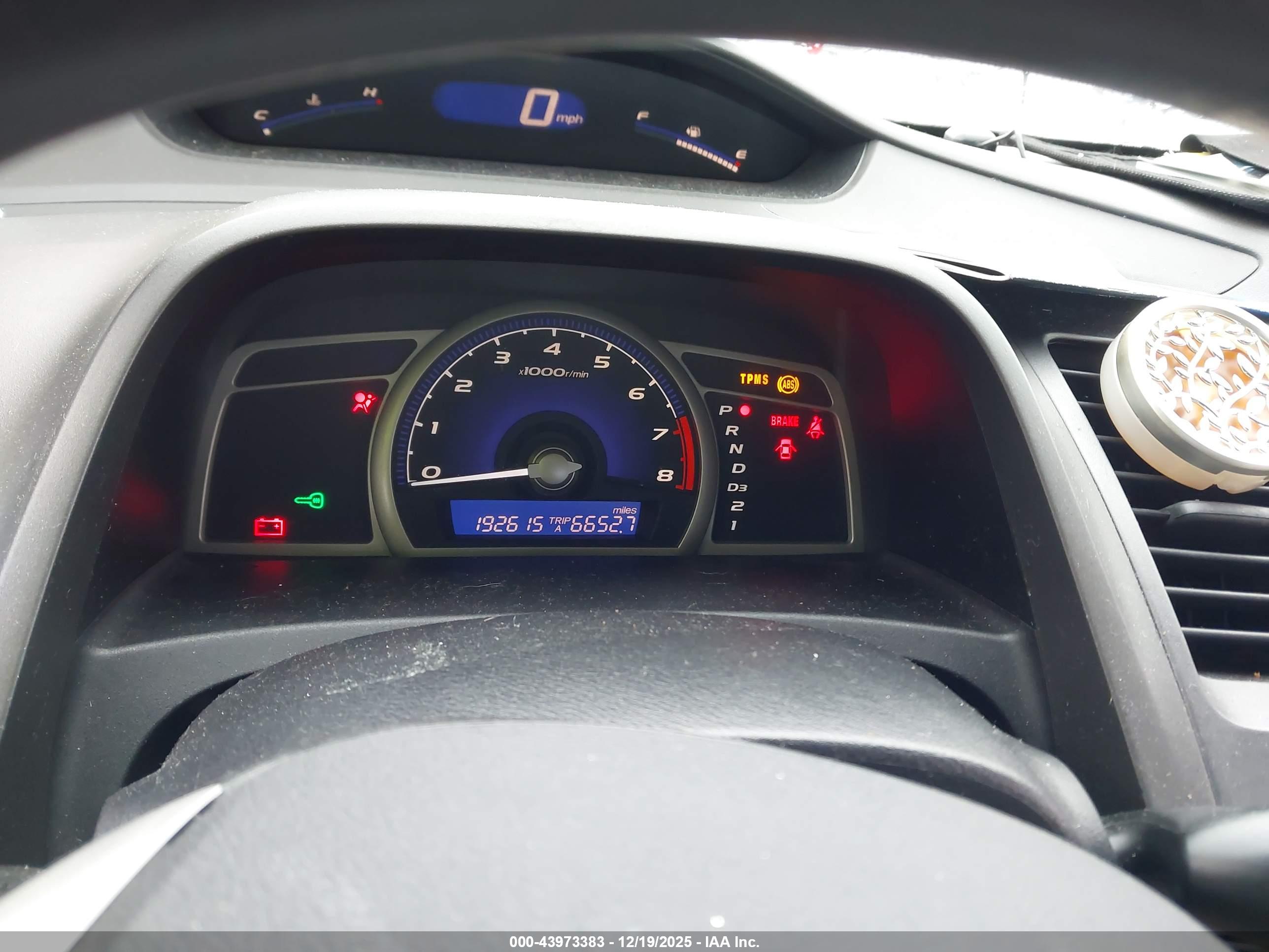 HONDA CIVIC image 7