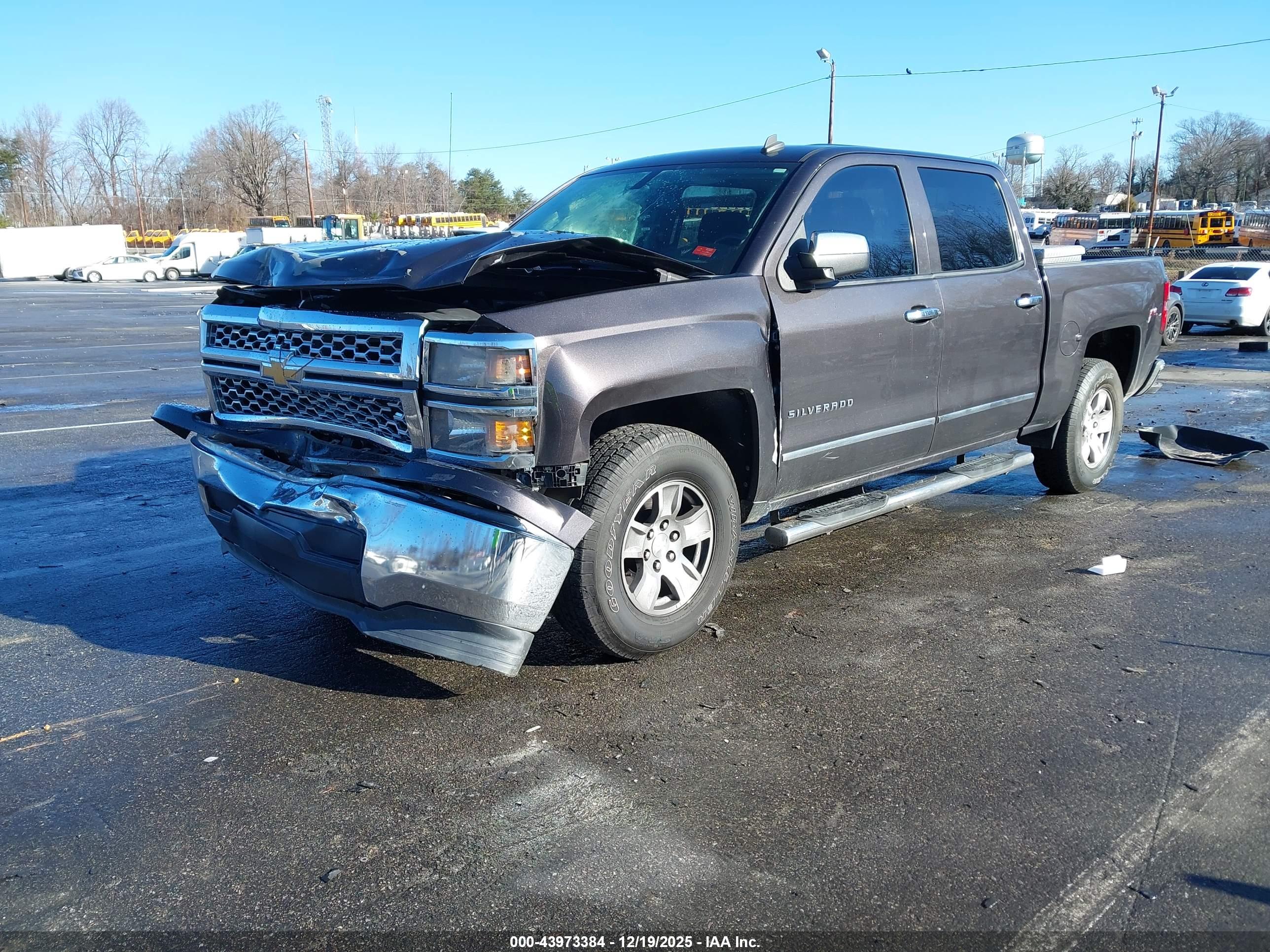 CHEVROLET SILVERADO image 2
