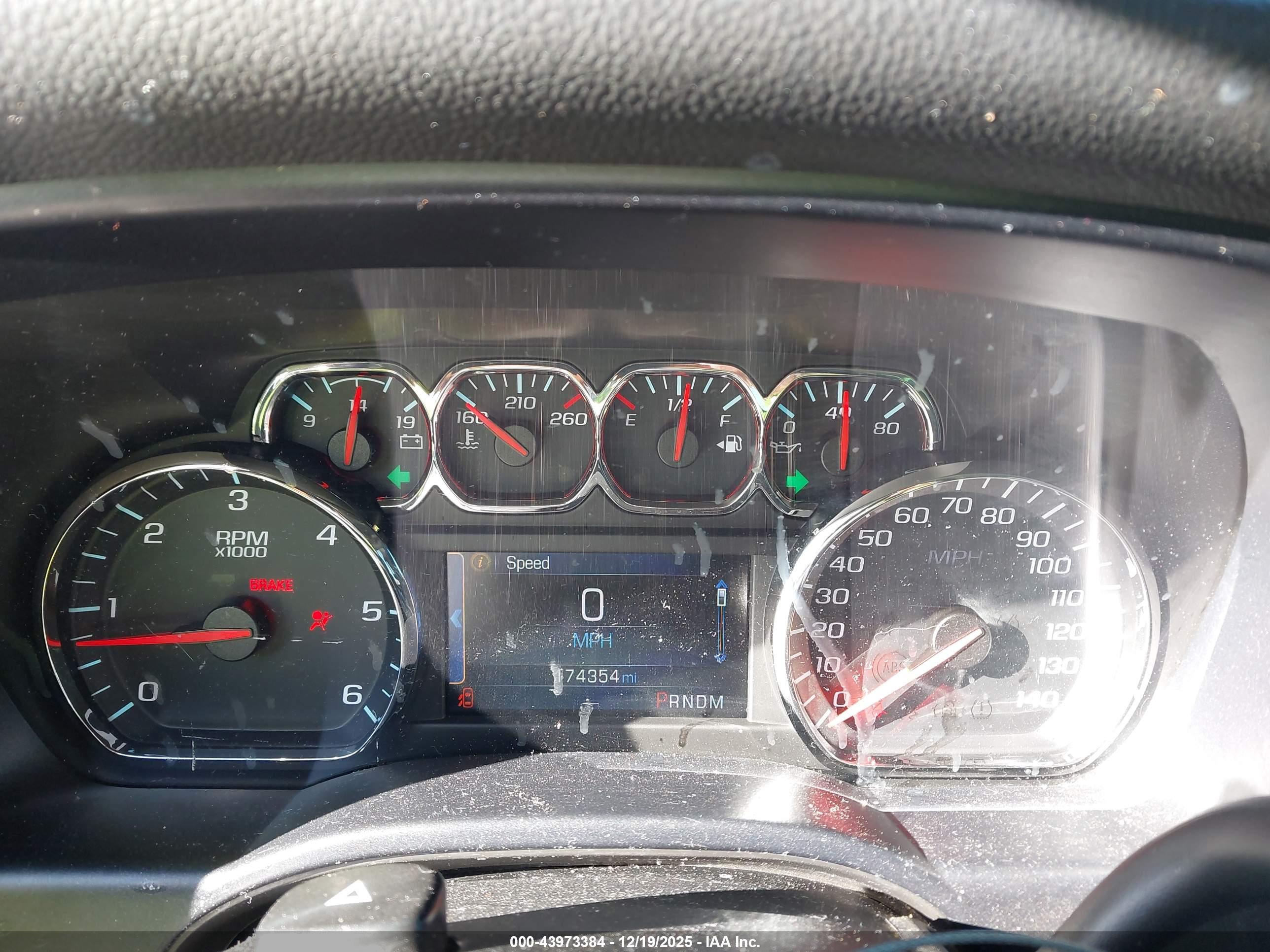 CHEVROLET SILVERADO image 7