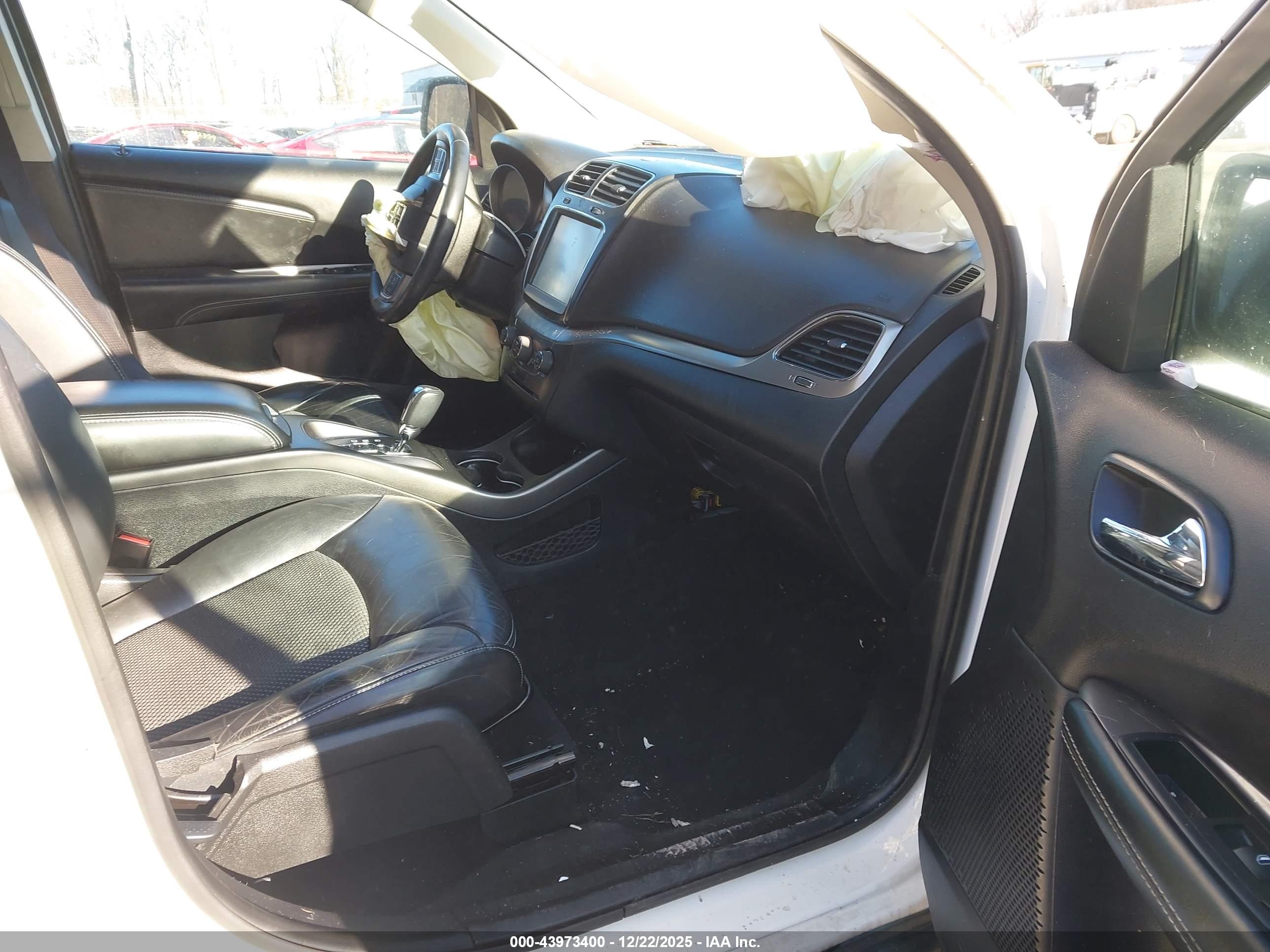 DODGE JOURNEY image 5