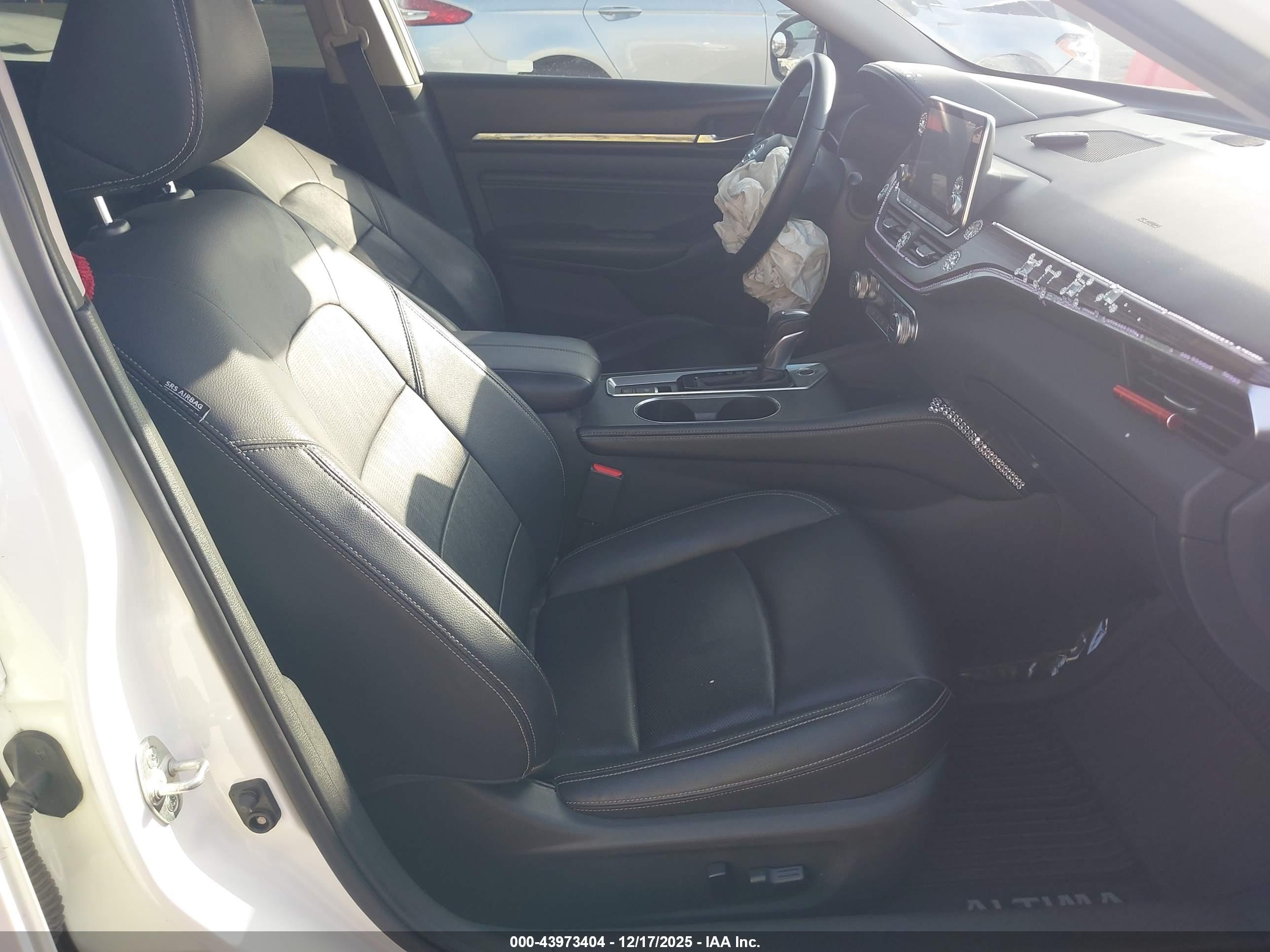 NISSAN ALTIMA image 5