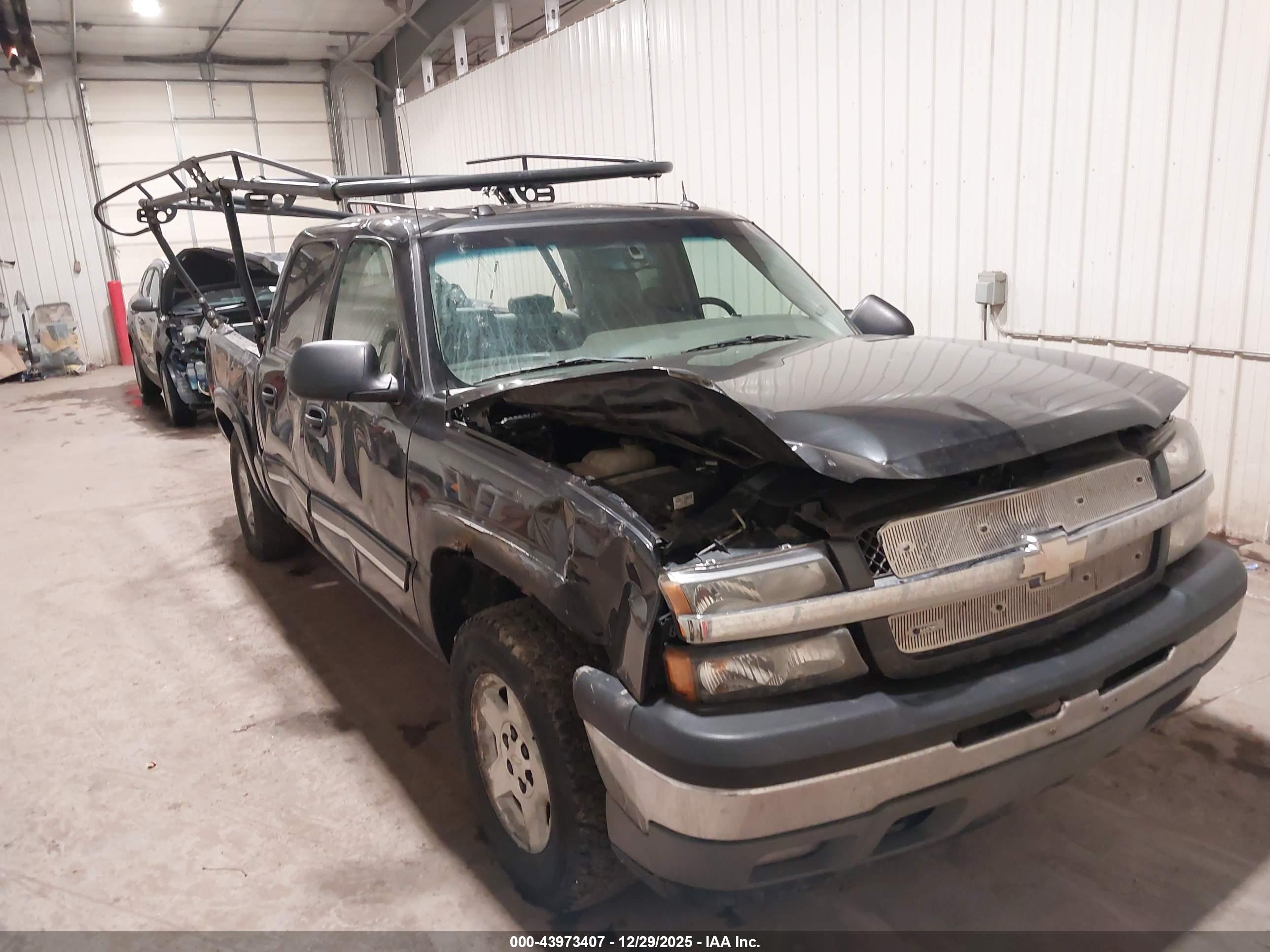 CHEVROLET SILVERADO image 6