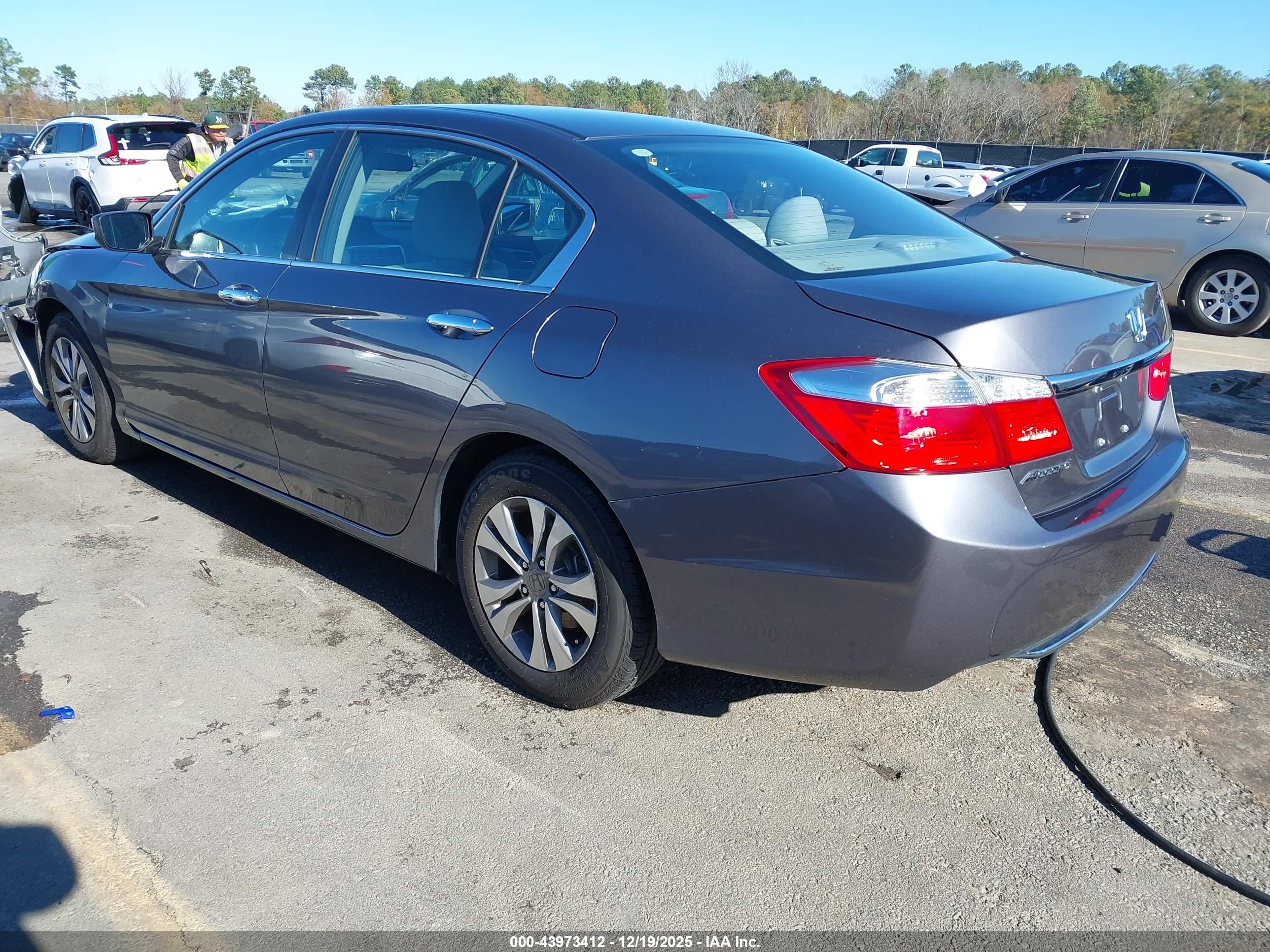 HONDA ACCORD image 3