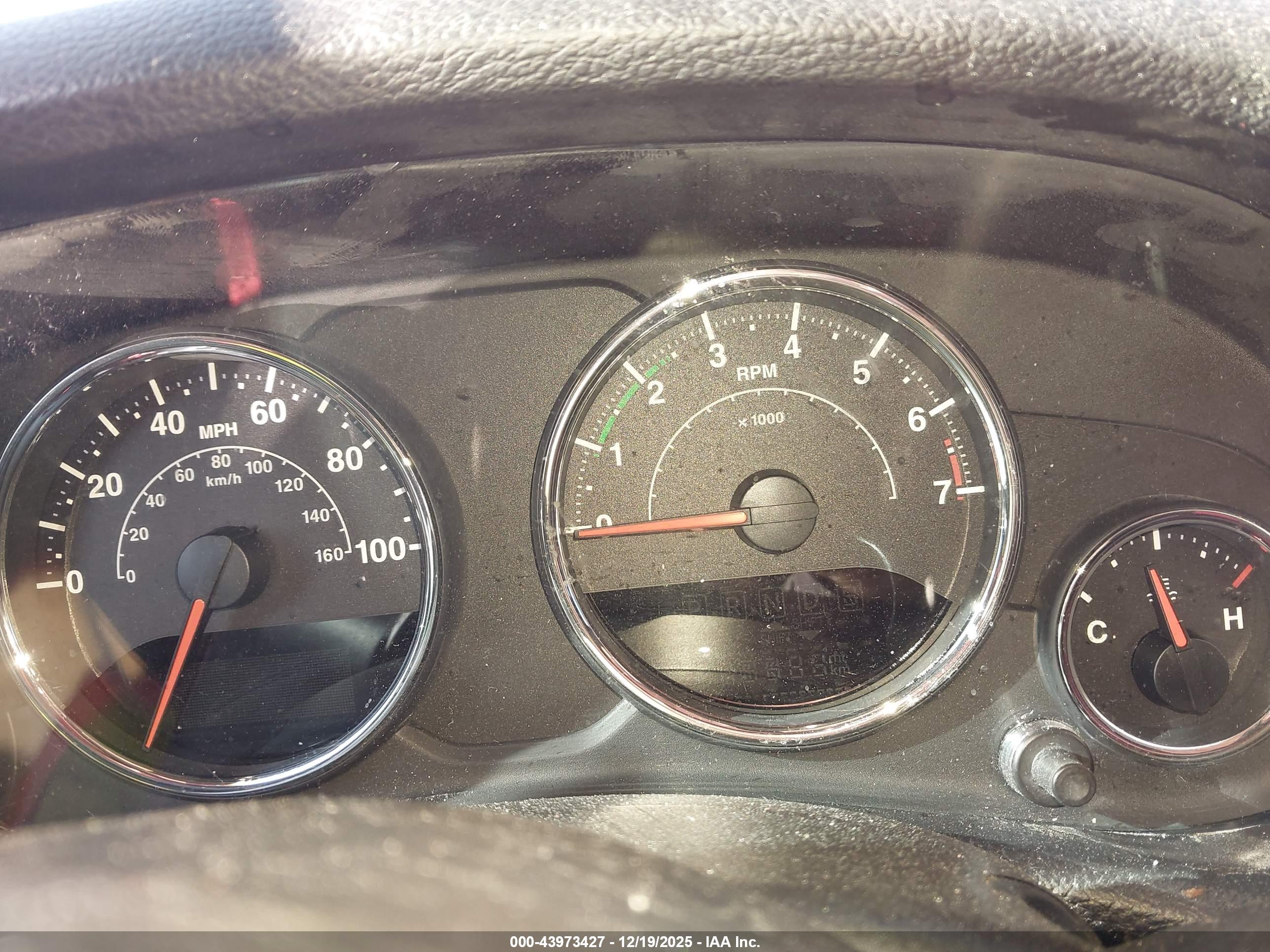JEEP WRANGLER image 7