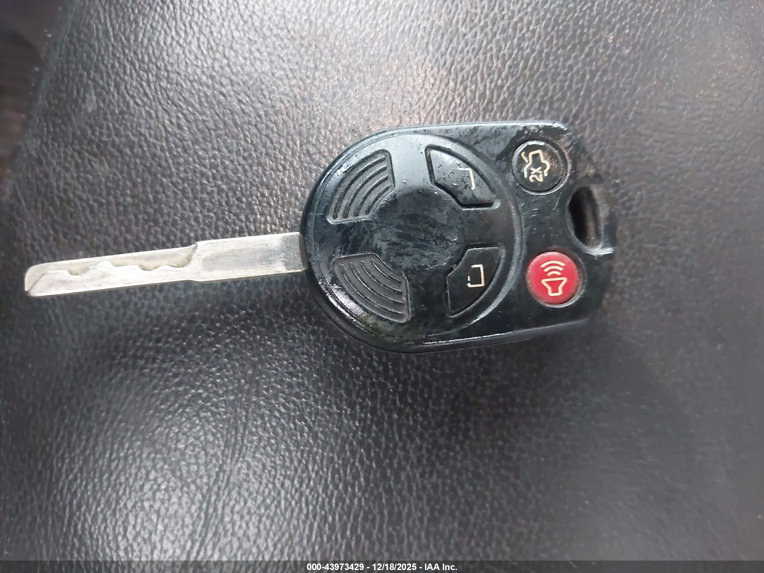 FORD ESCAPE image 11