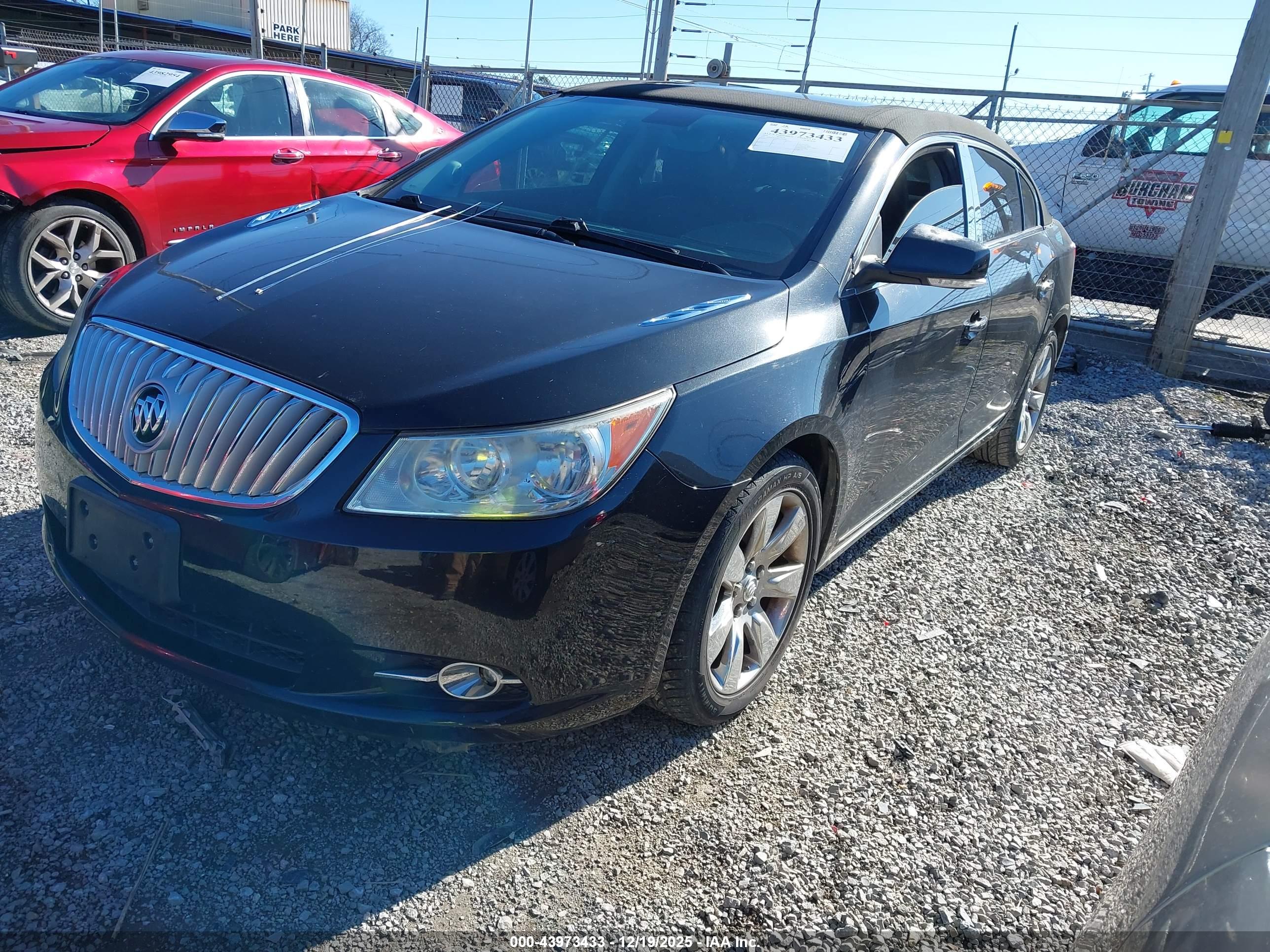 BUICK LACROSSE image 2