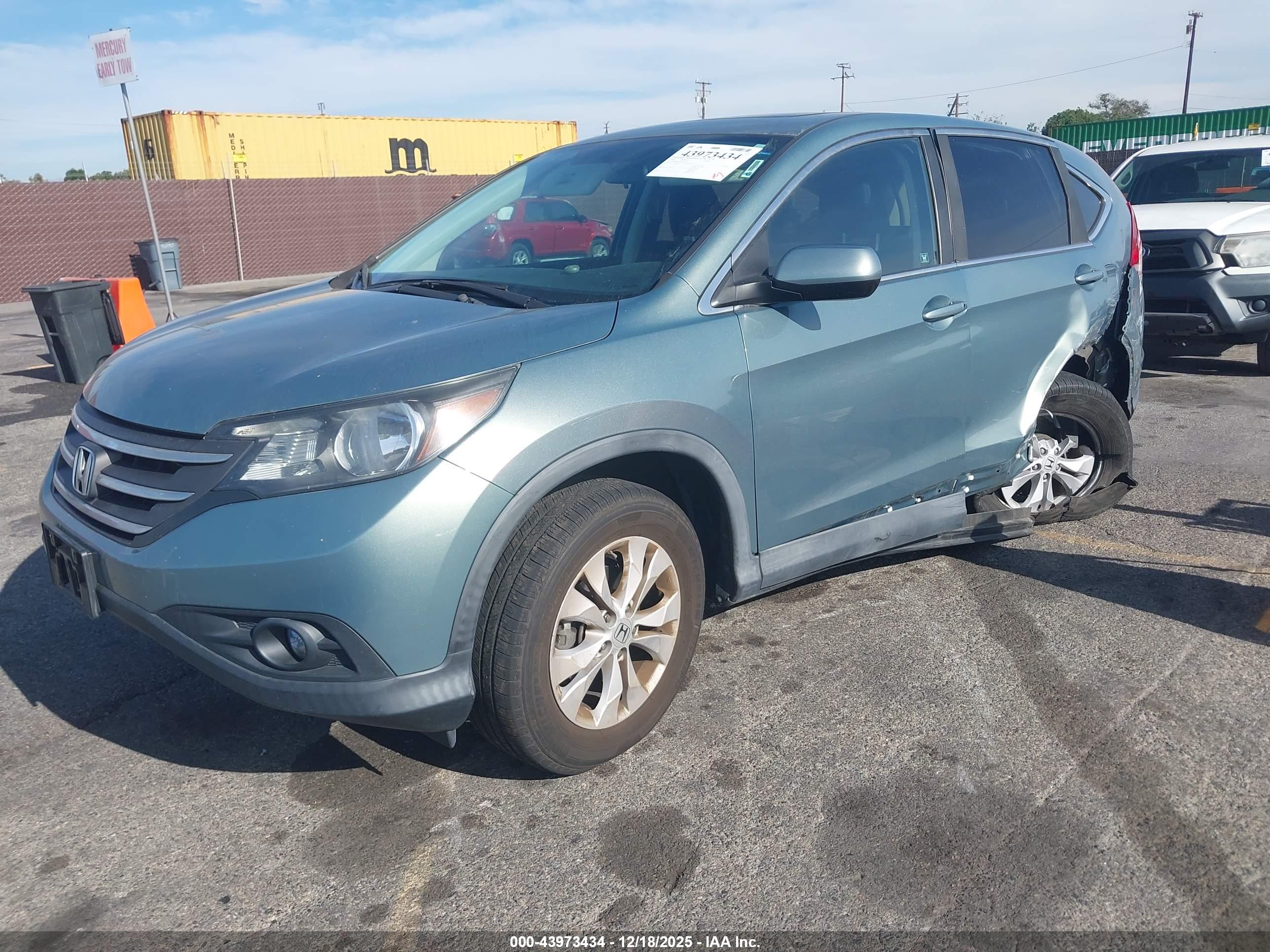 HONDA CR-V image 2