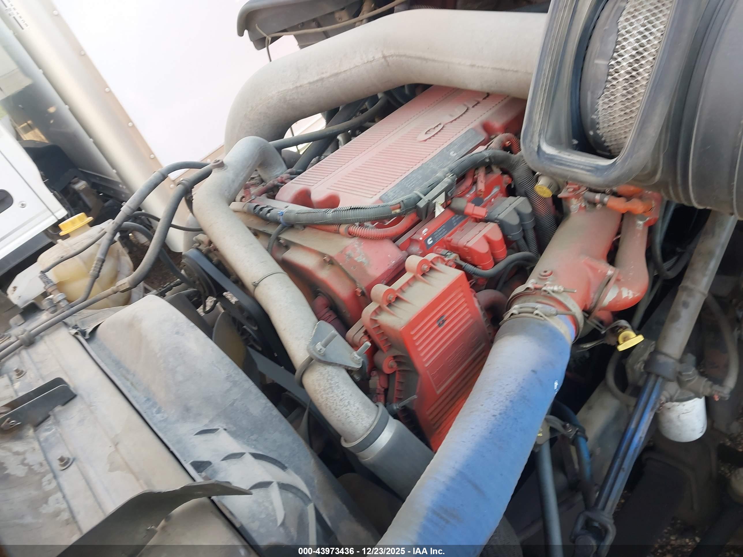 INTERNATIONAL PROSTAR image 10