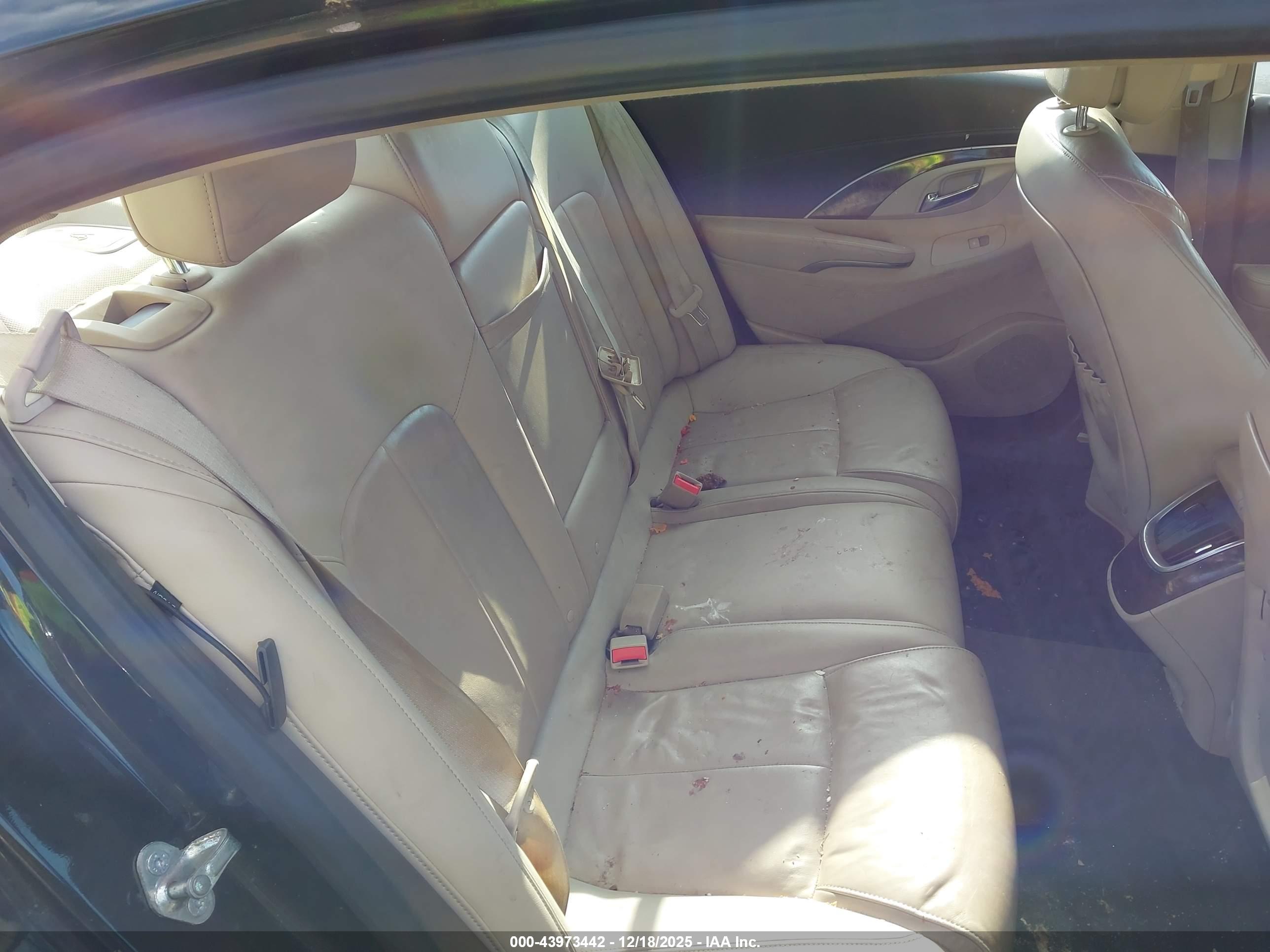 BUICK LACROSSE image 8