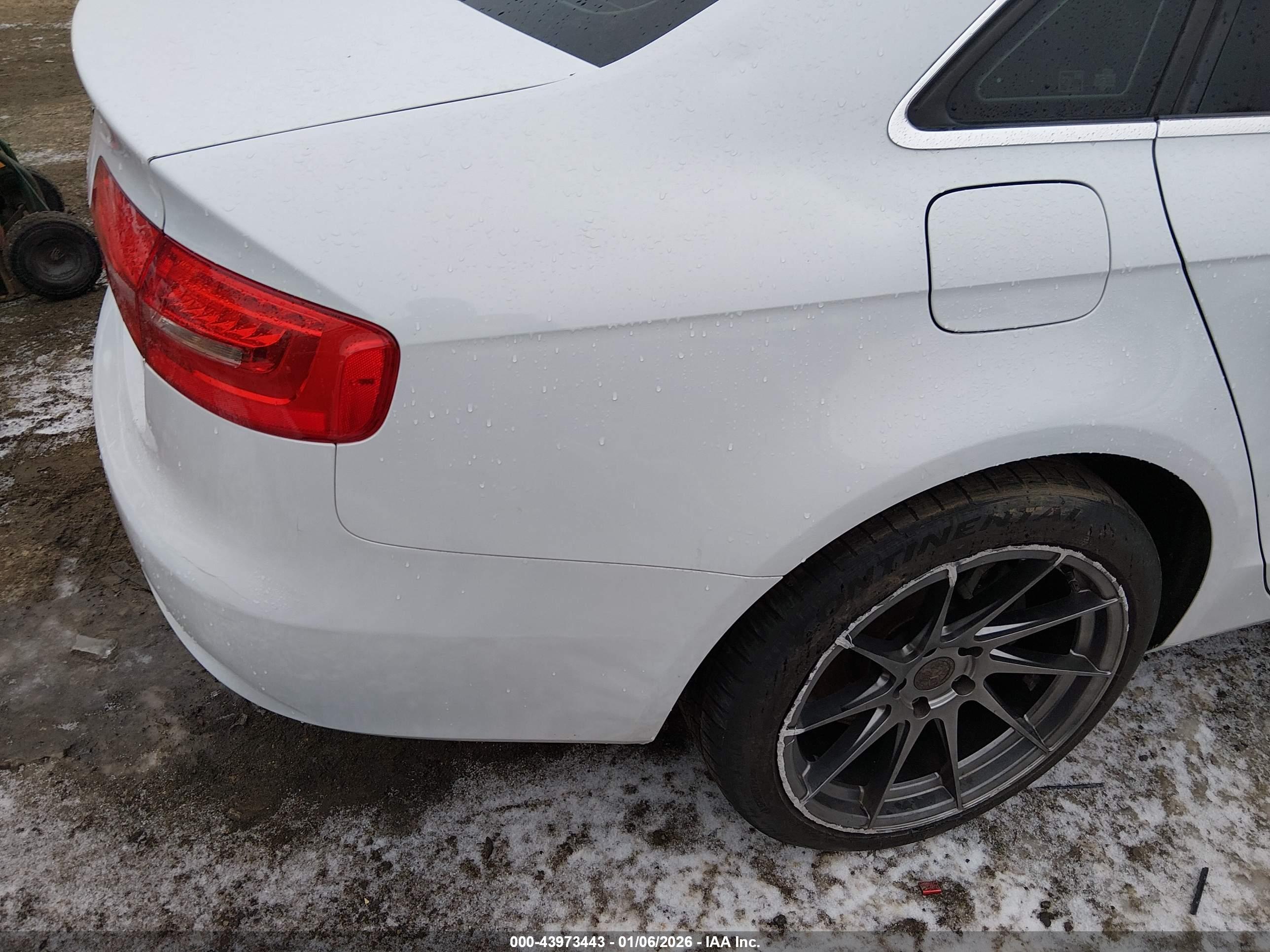 AUDI A4 image 4