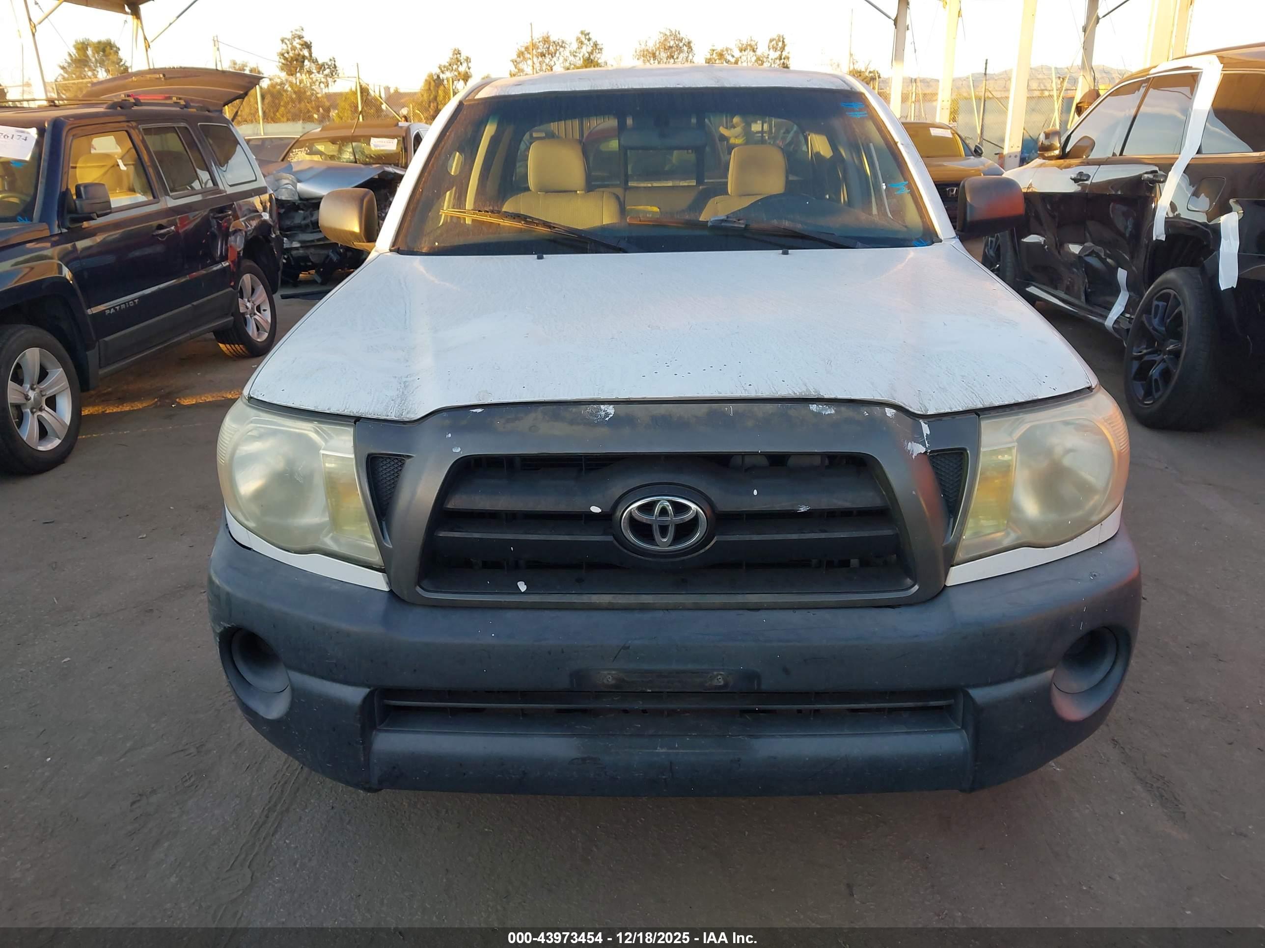 TOYOTA TACOMA image 6