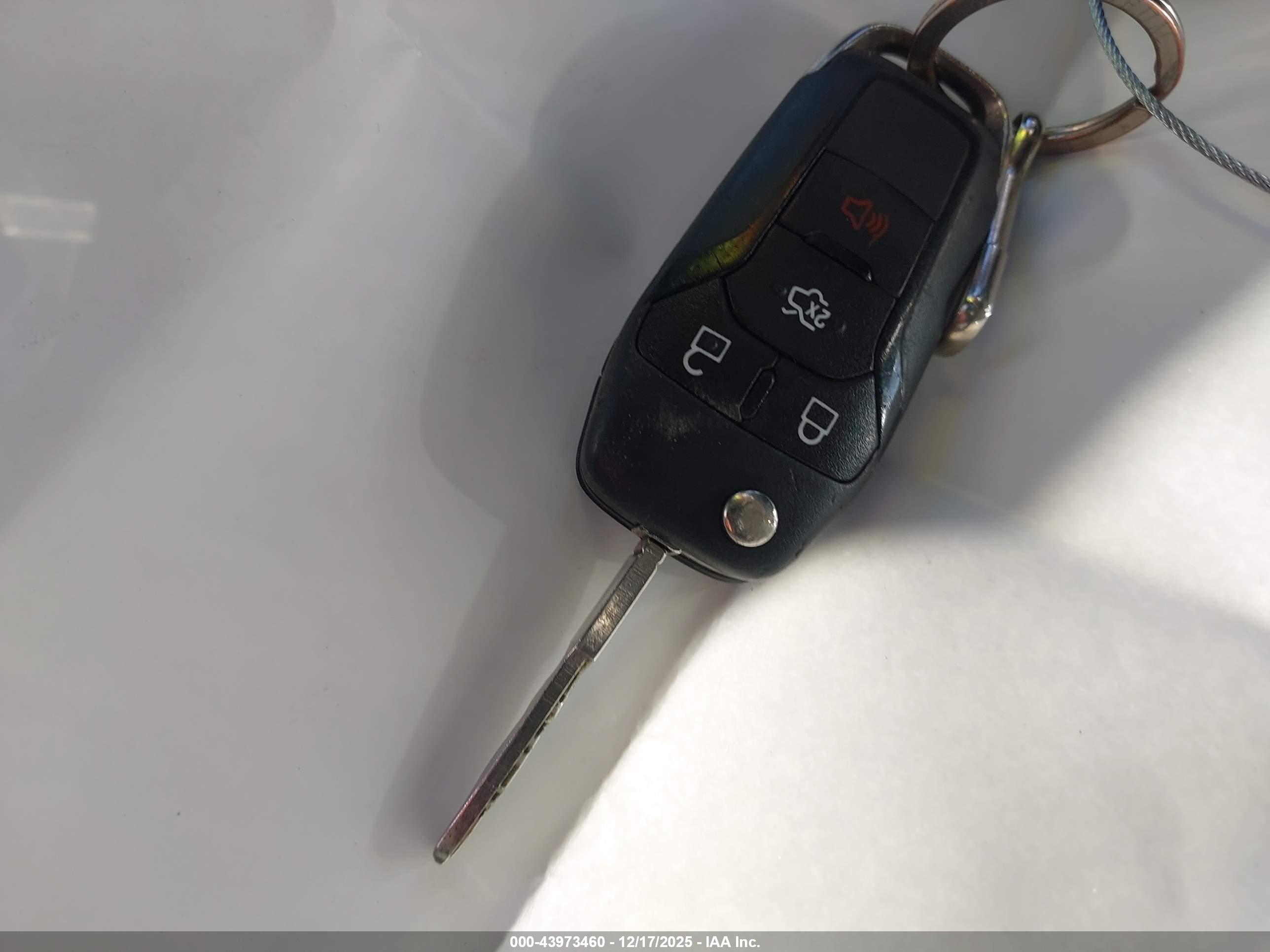 FORD FUSION image 11