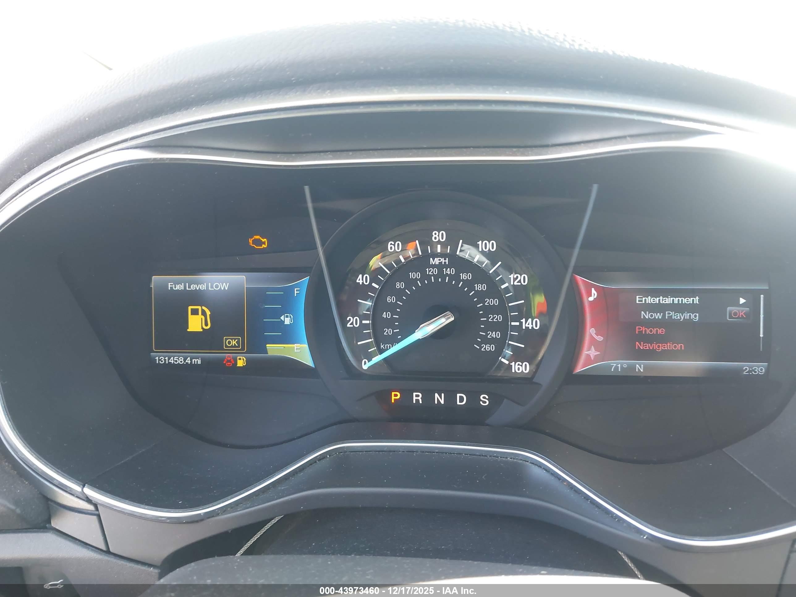 FORD FUSION image 7
