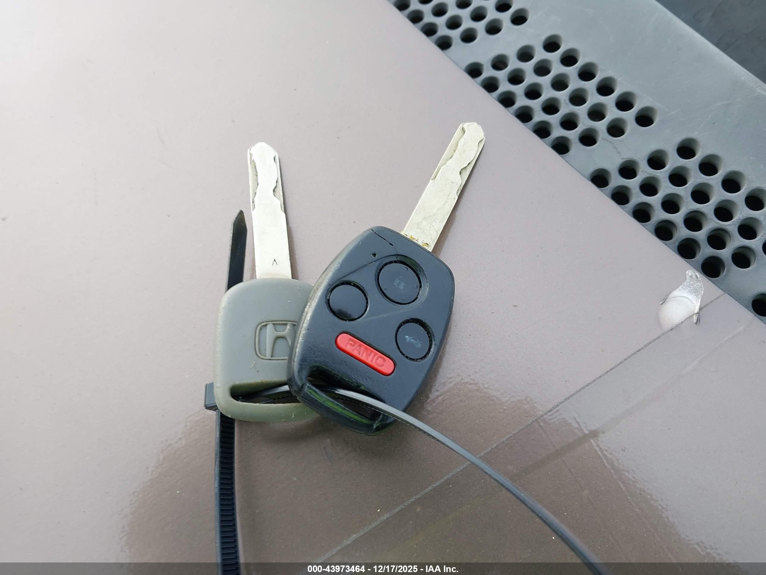 HONDA CIVIC image 11