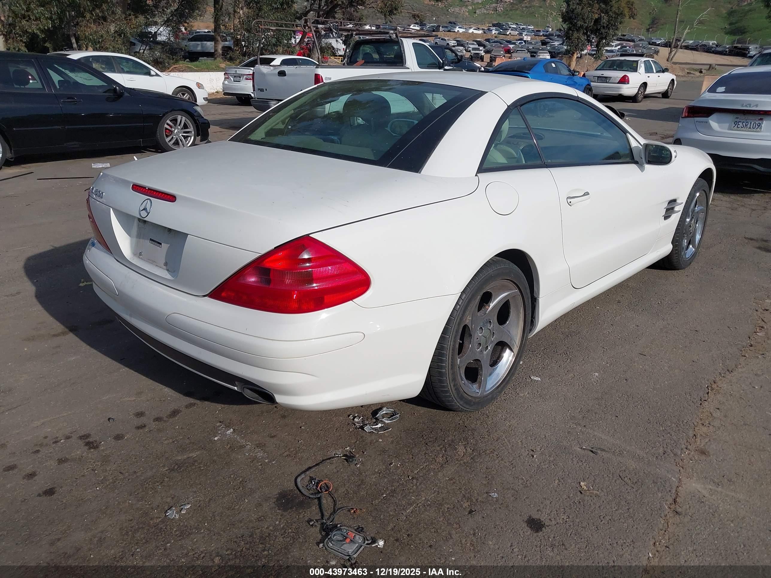 MERCEDES-BENZ SL image 4