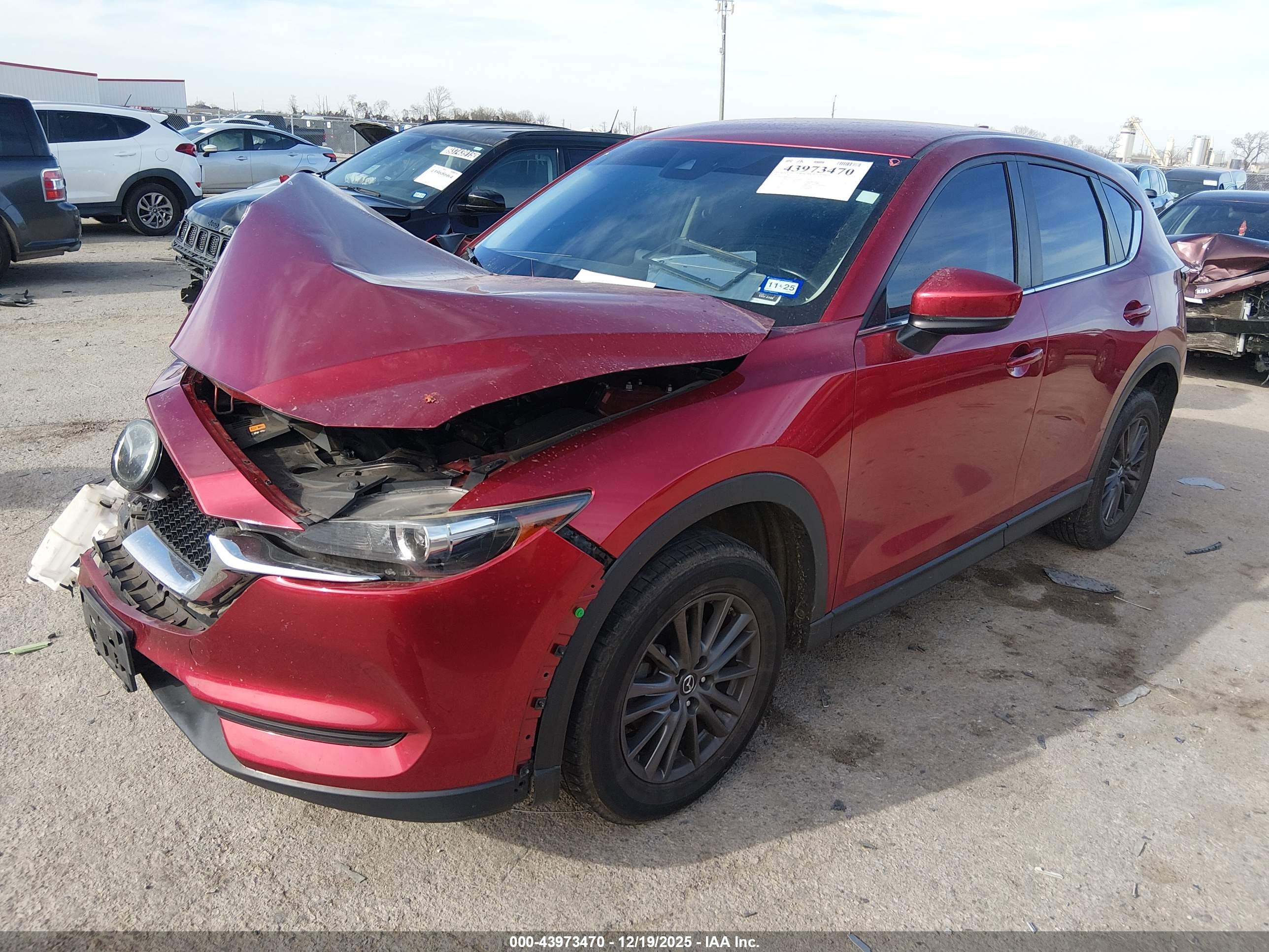 MAZDA CX-5 image 2