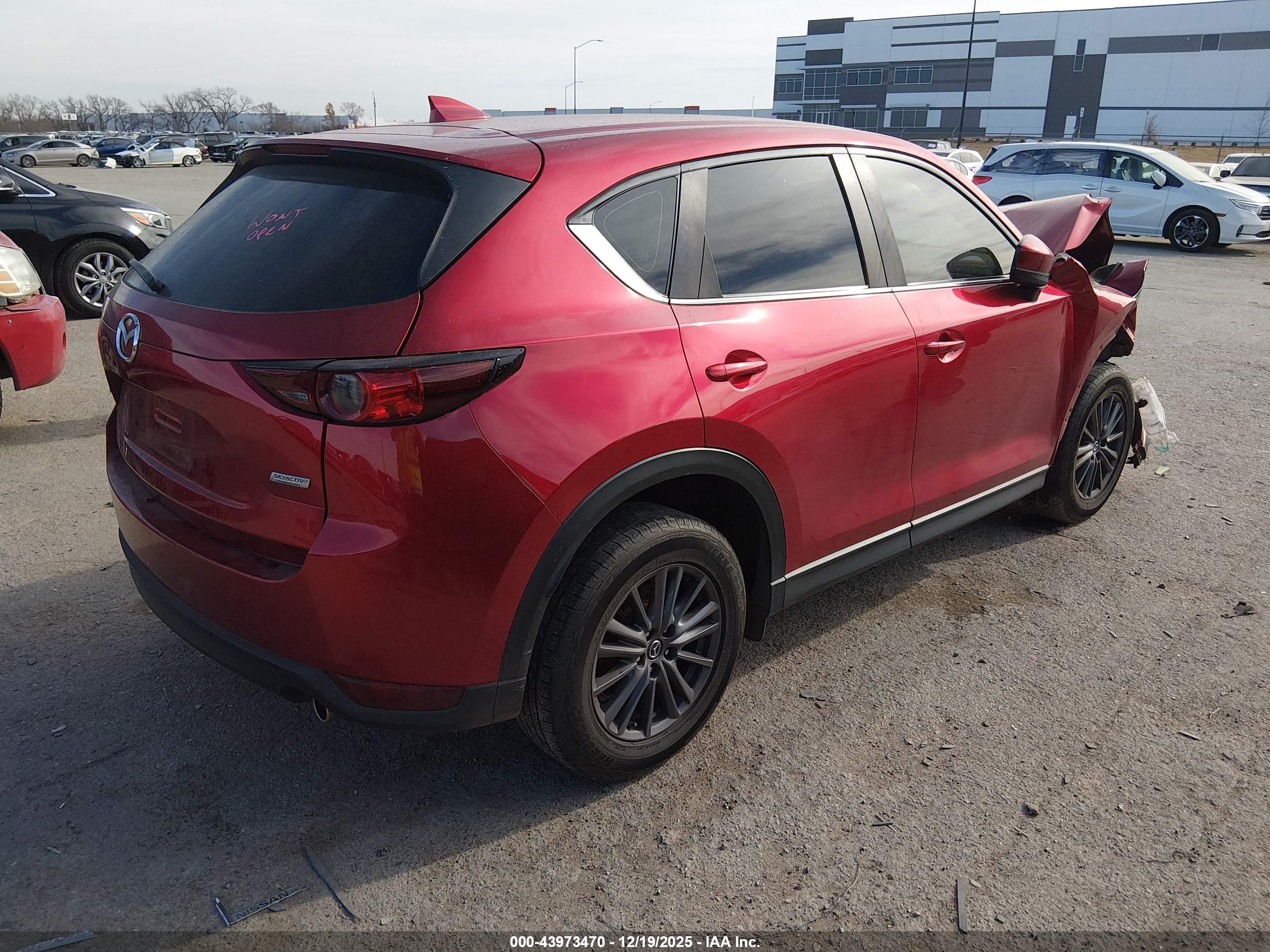 MAZDA CX-5 image 4