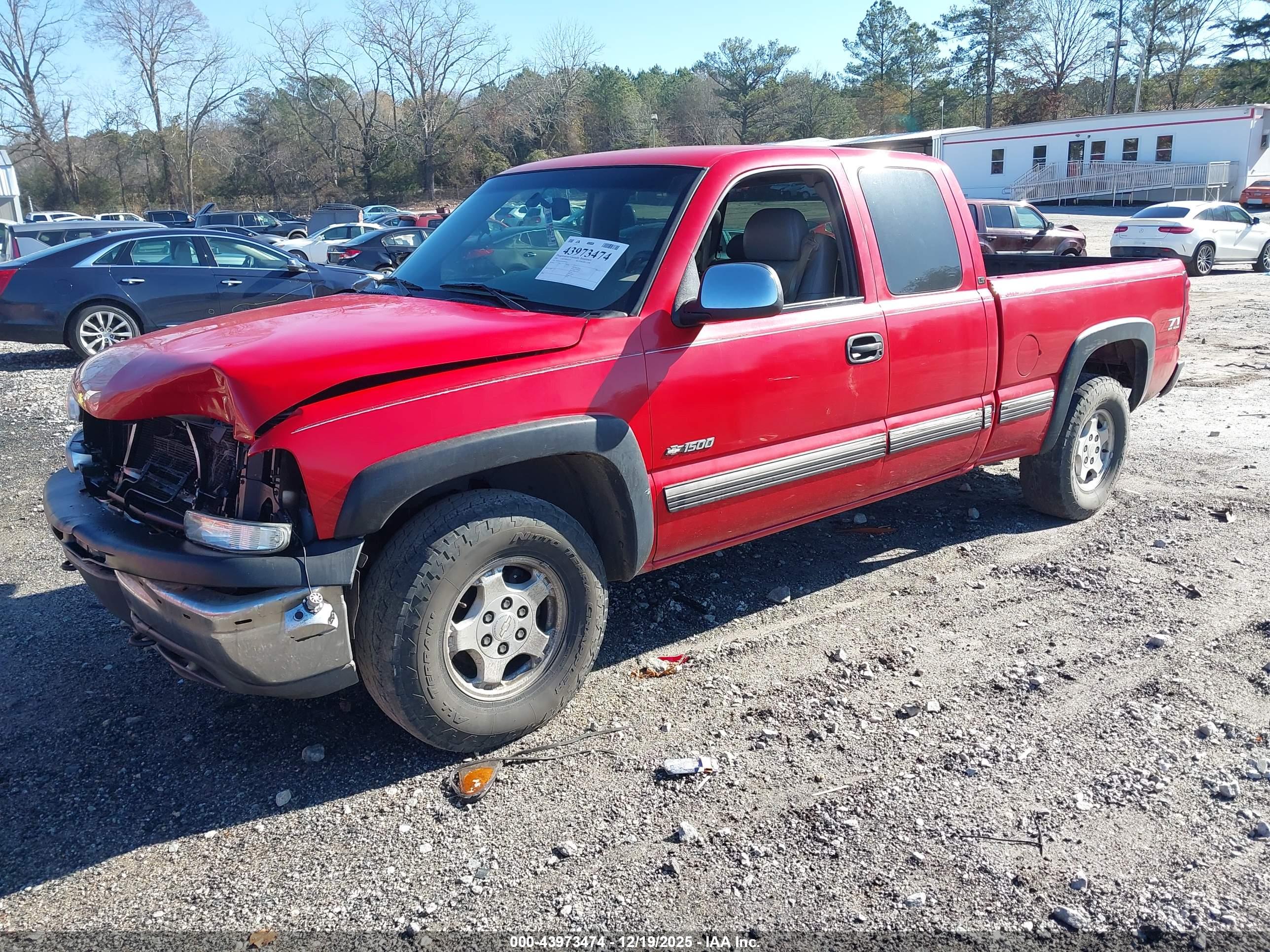 CHEVROLET SILVERADO image 2