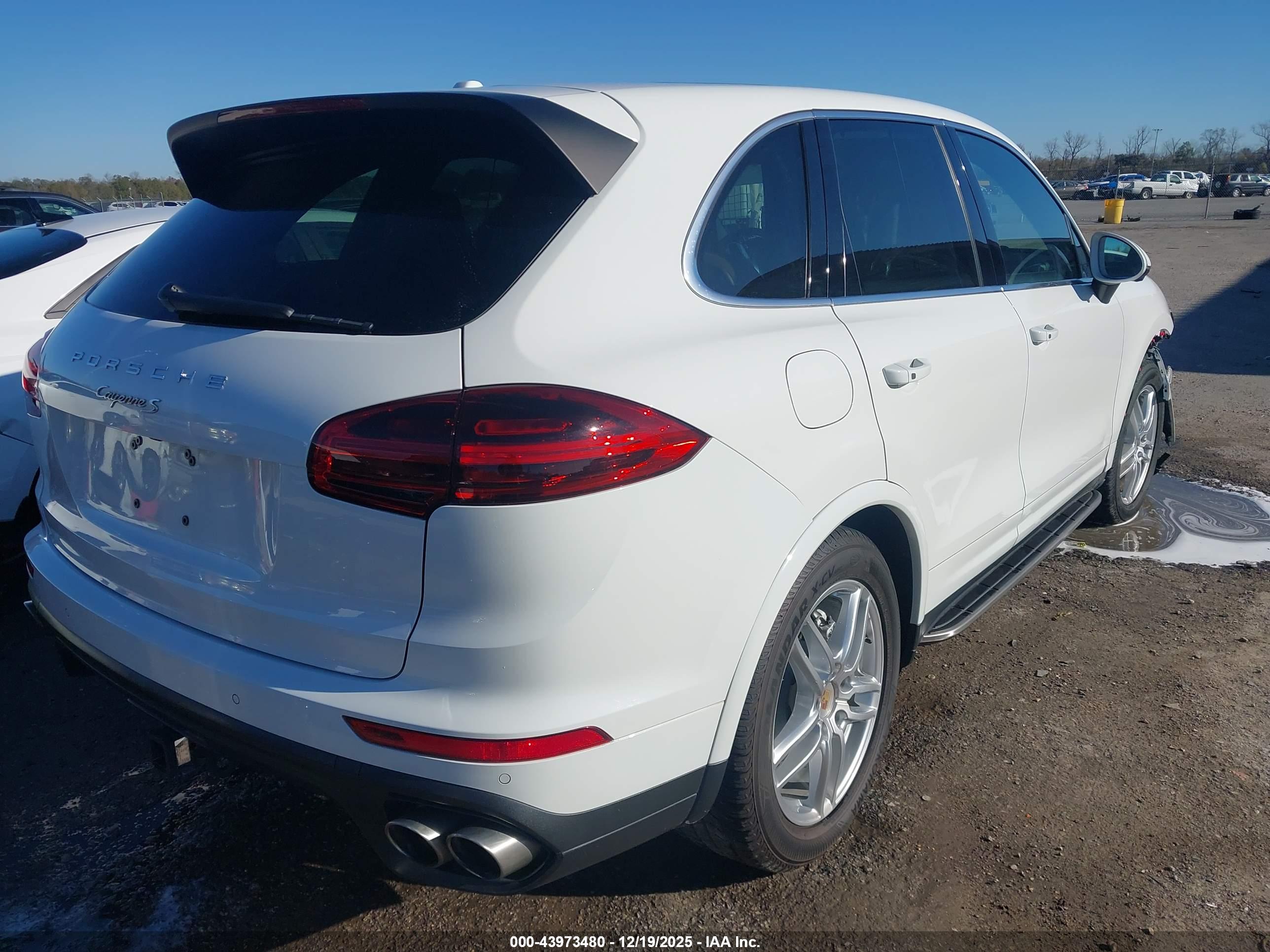 PORSCHE CAYENNE image 4