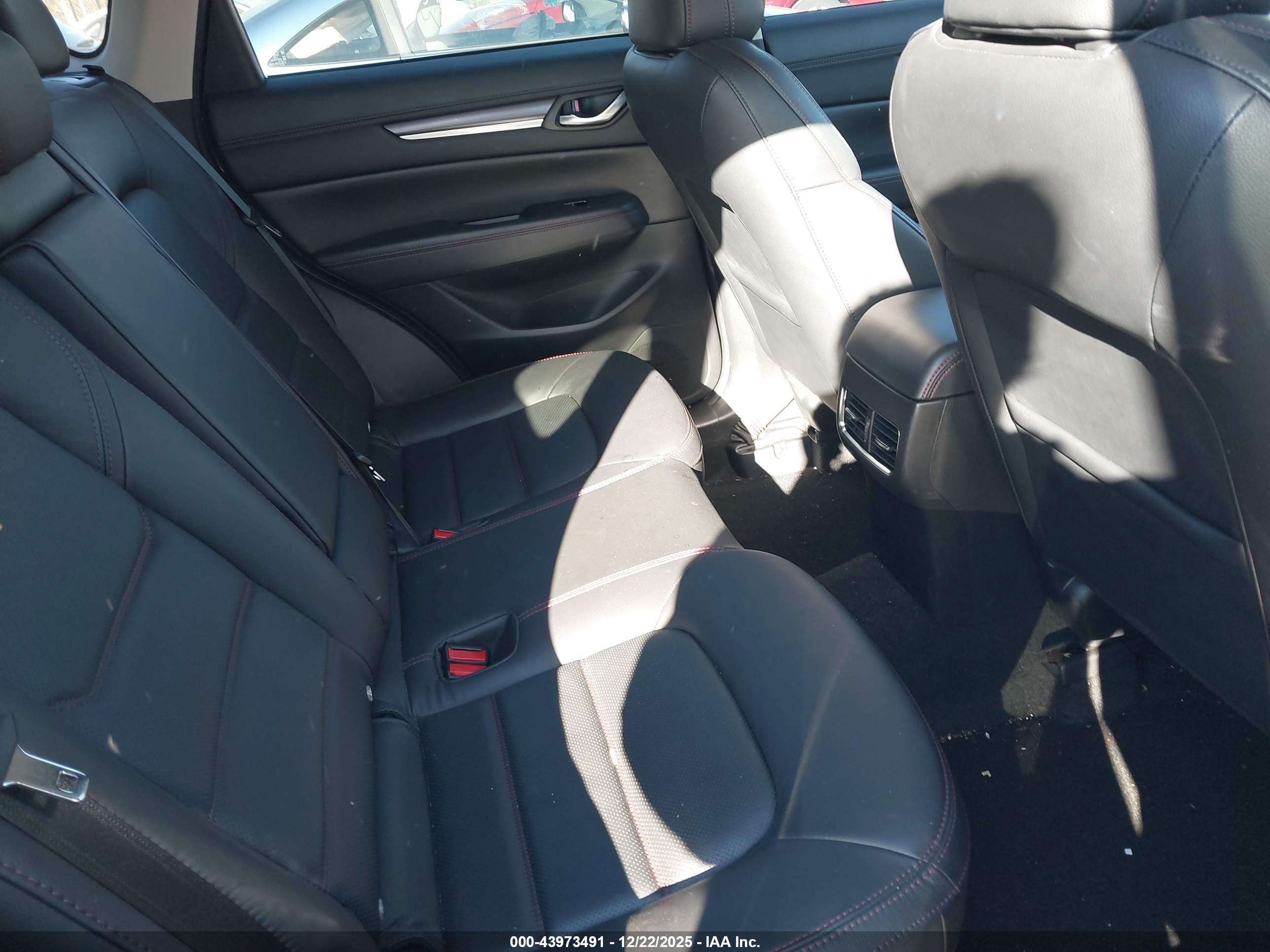 MAZDA CX-5 image 8