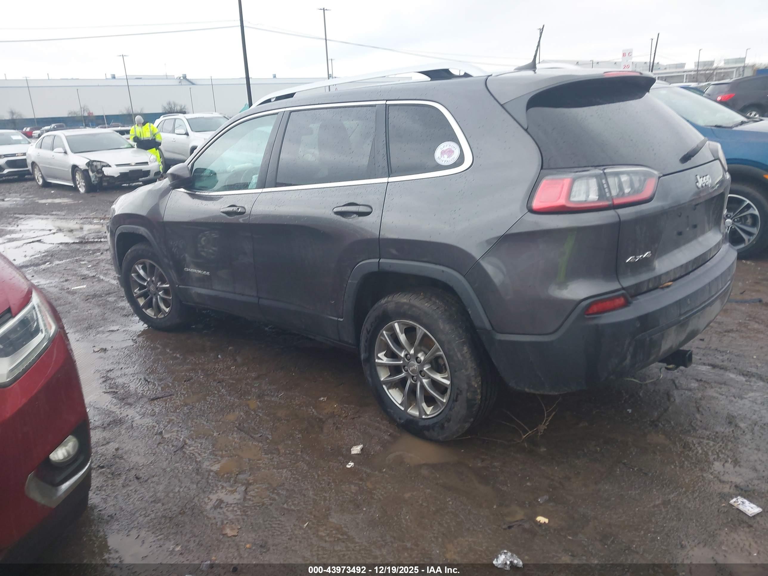 JEEP CHEROKEE image 3