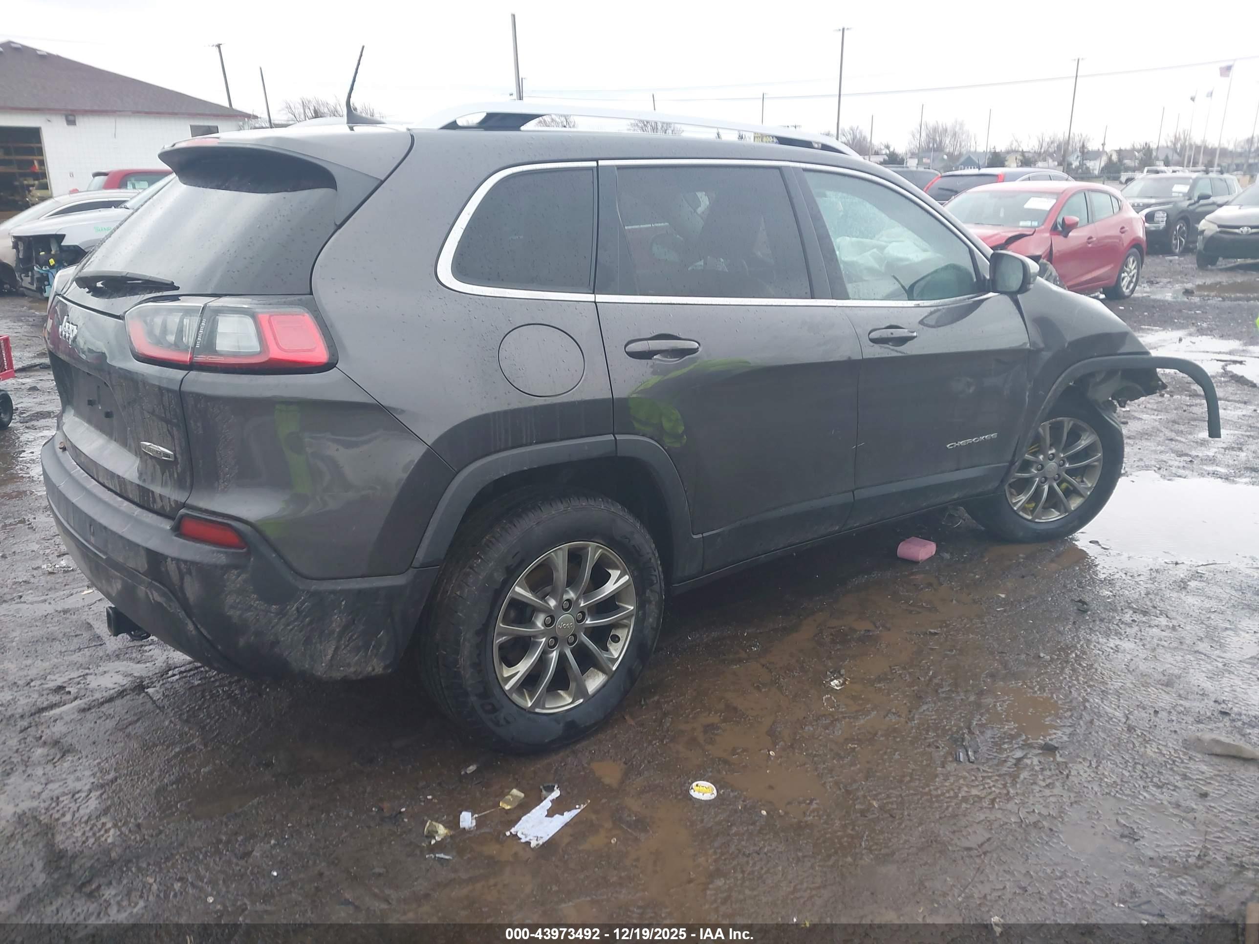 JEEP CHEROKEE image 4