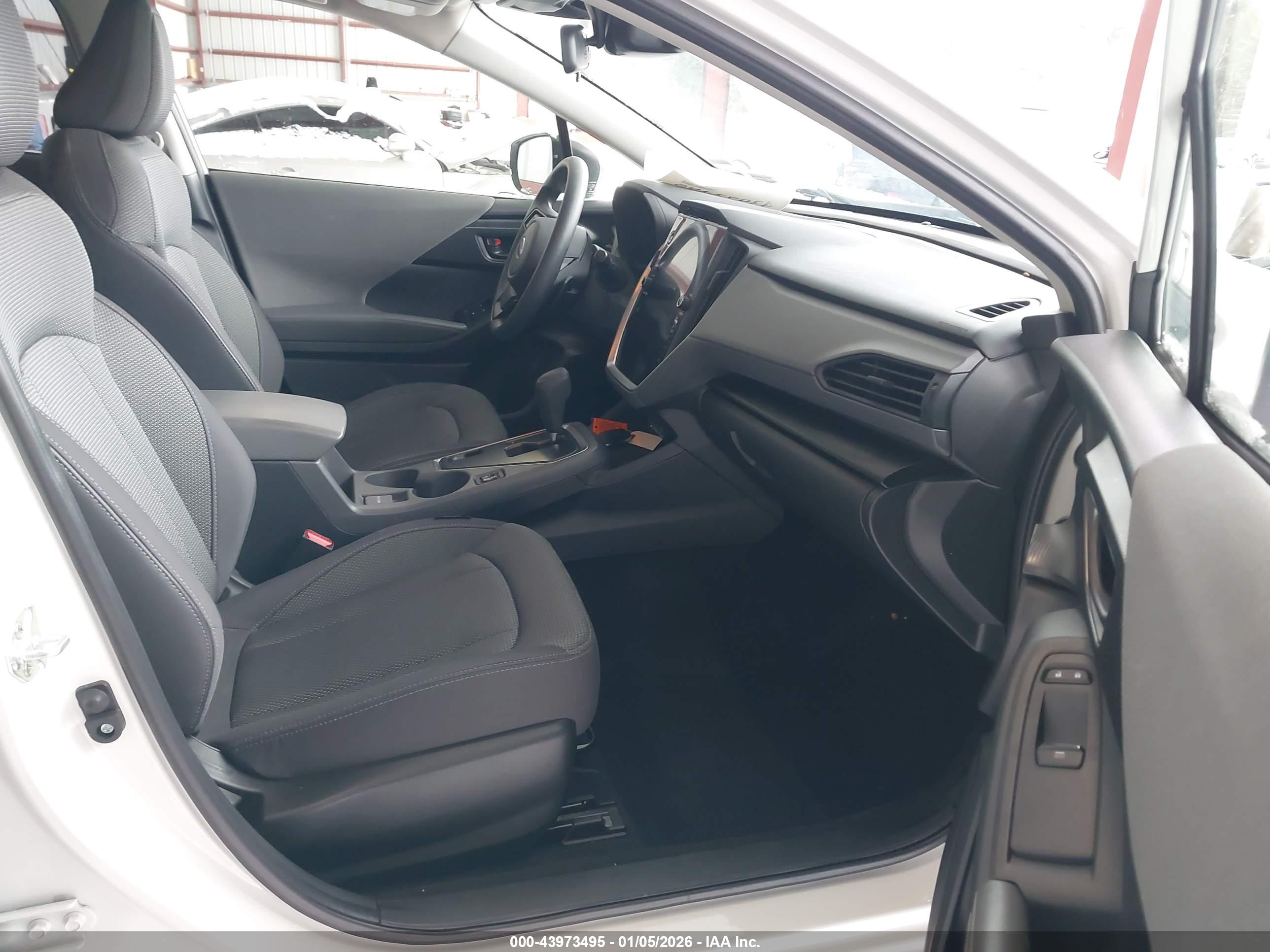 SUBARU CROSSTREK image 5