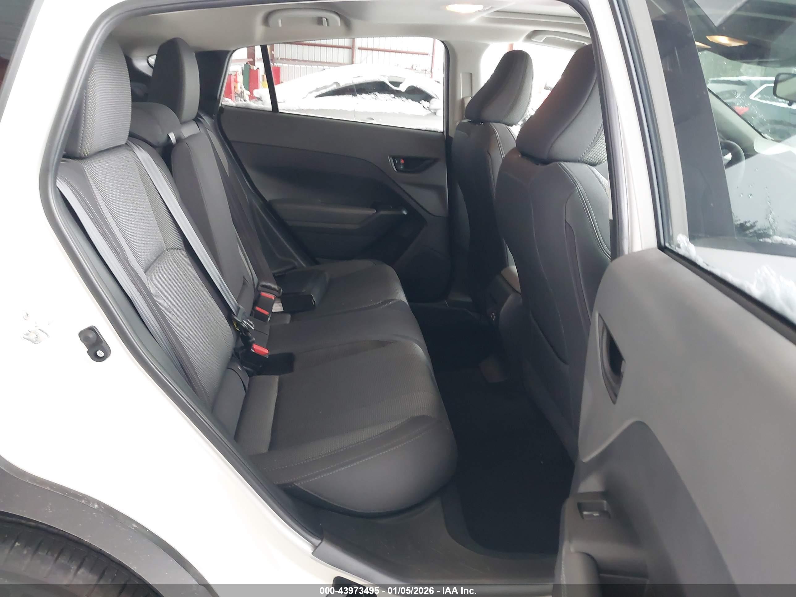 SUBARU CROSSTREK image 8