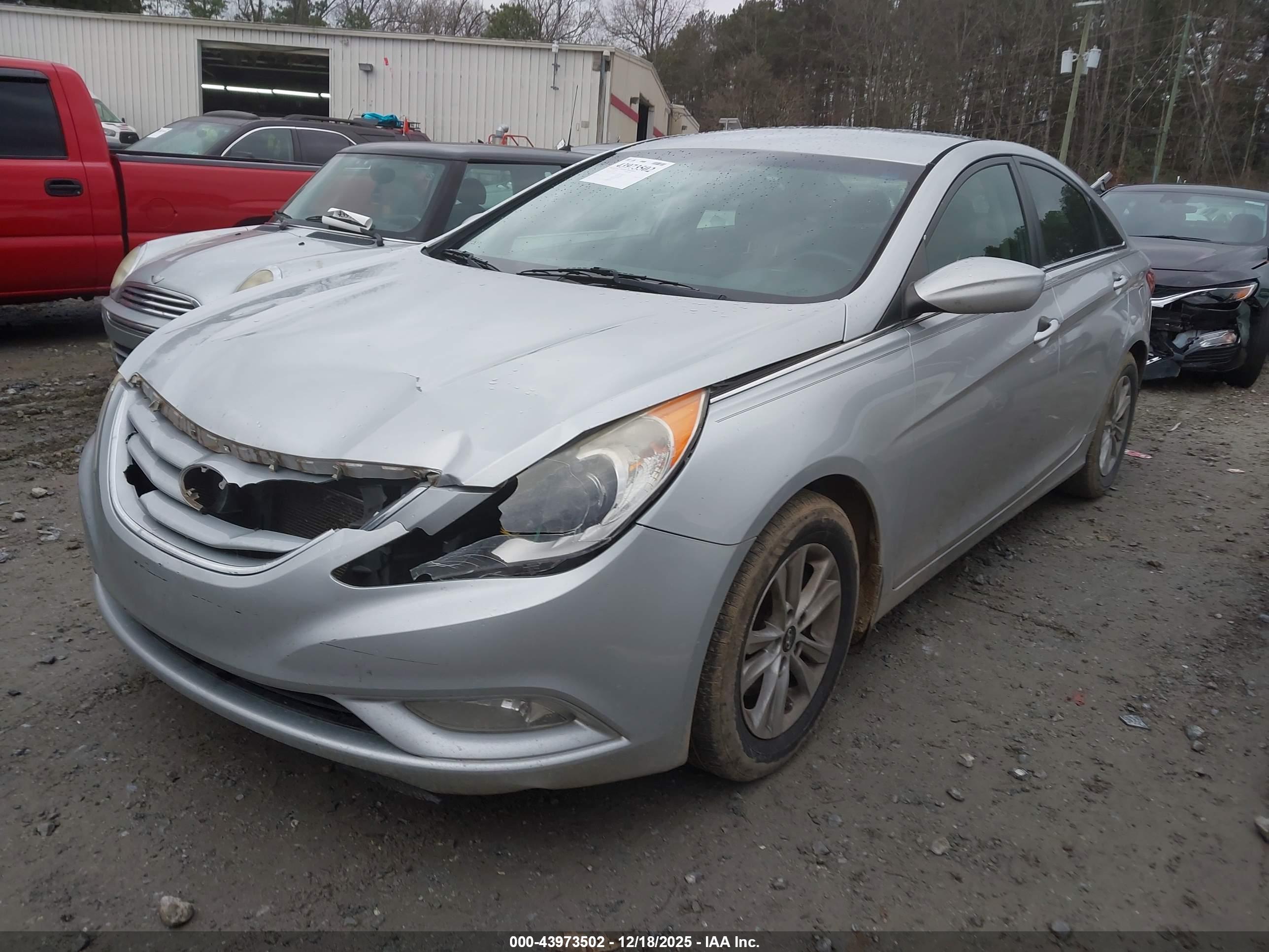 HYUNDAI SONATA image 2