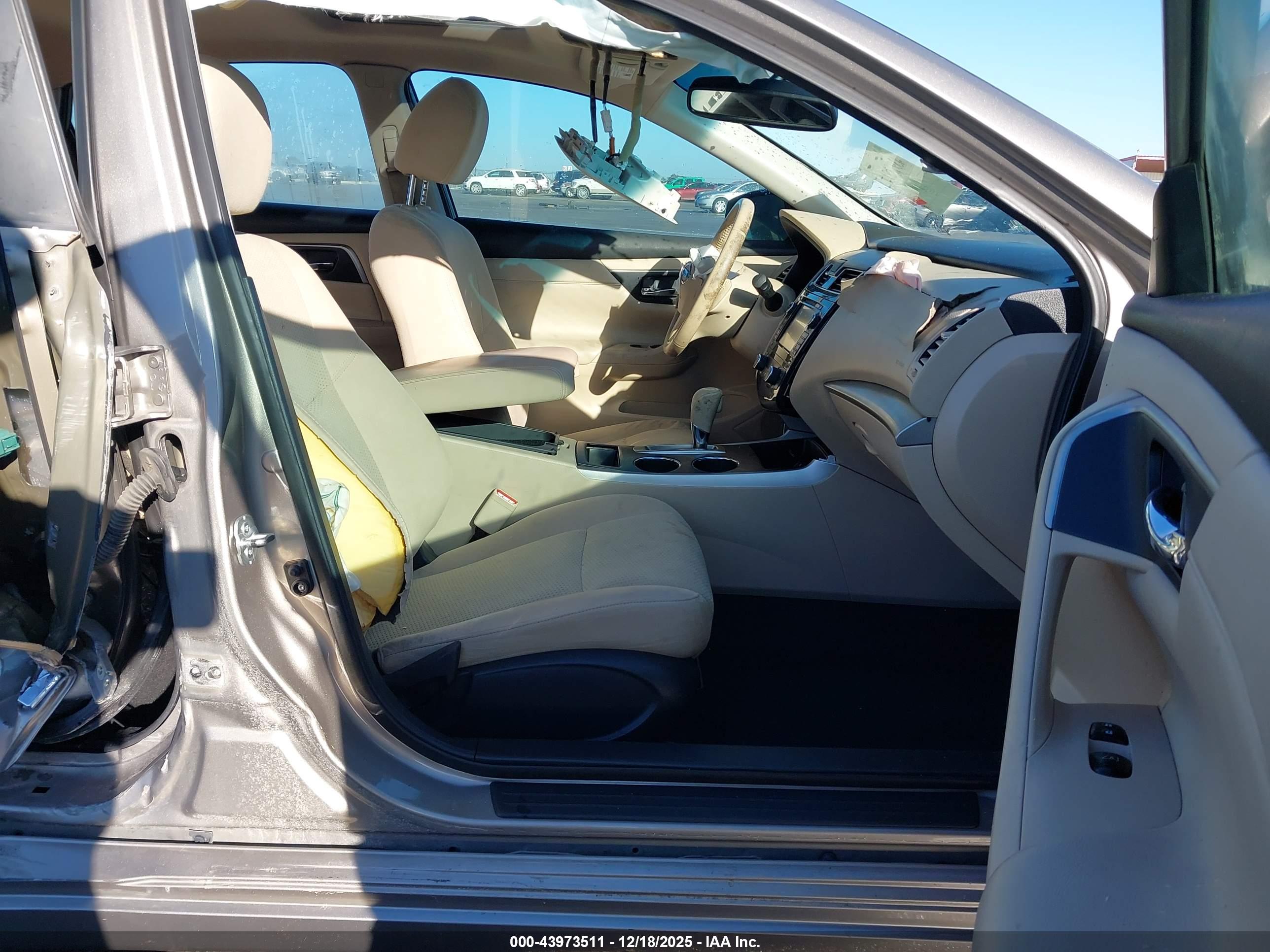 NISSAN ALTIMA image 5