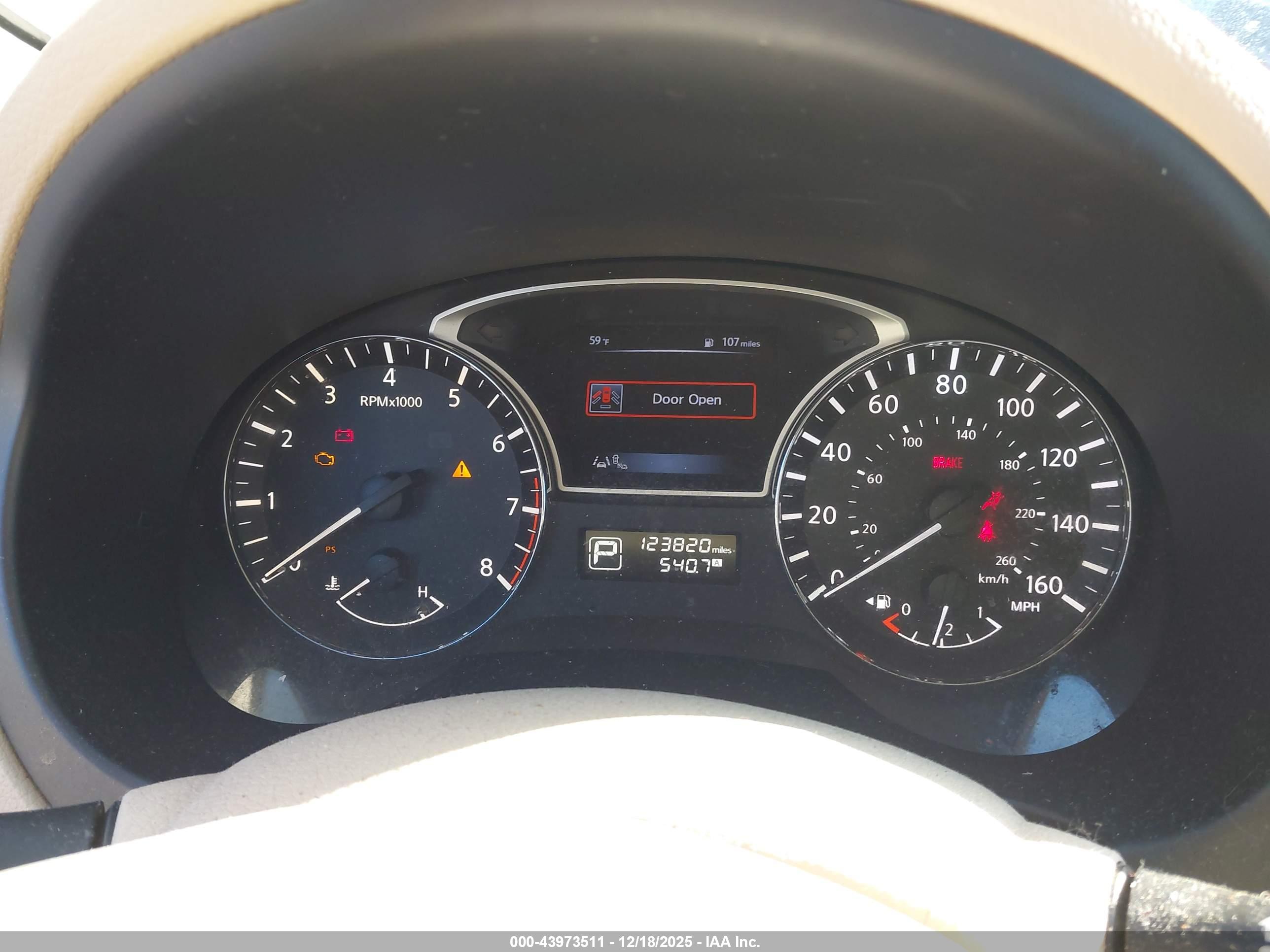 NISSAN ALTIMA image 7