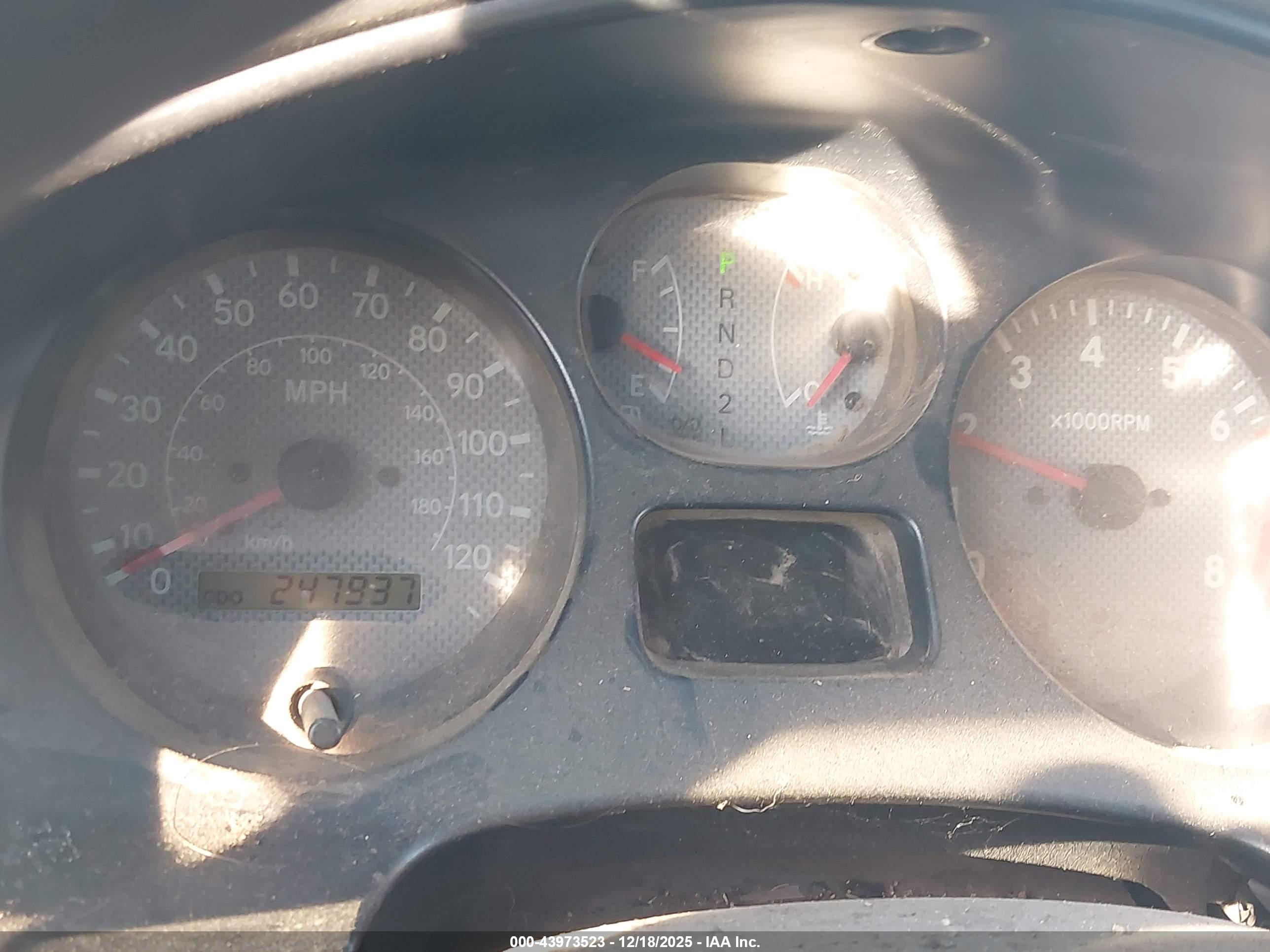TOYOTA RAV4 image 7