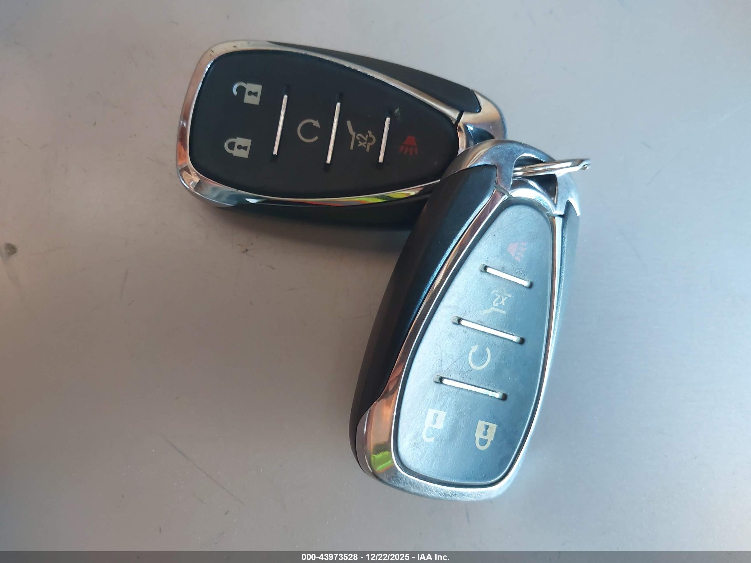 CHEVROLET EQUINOX image 11