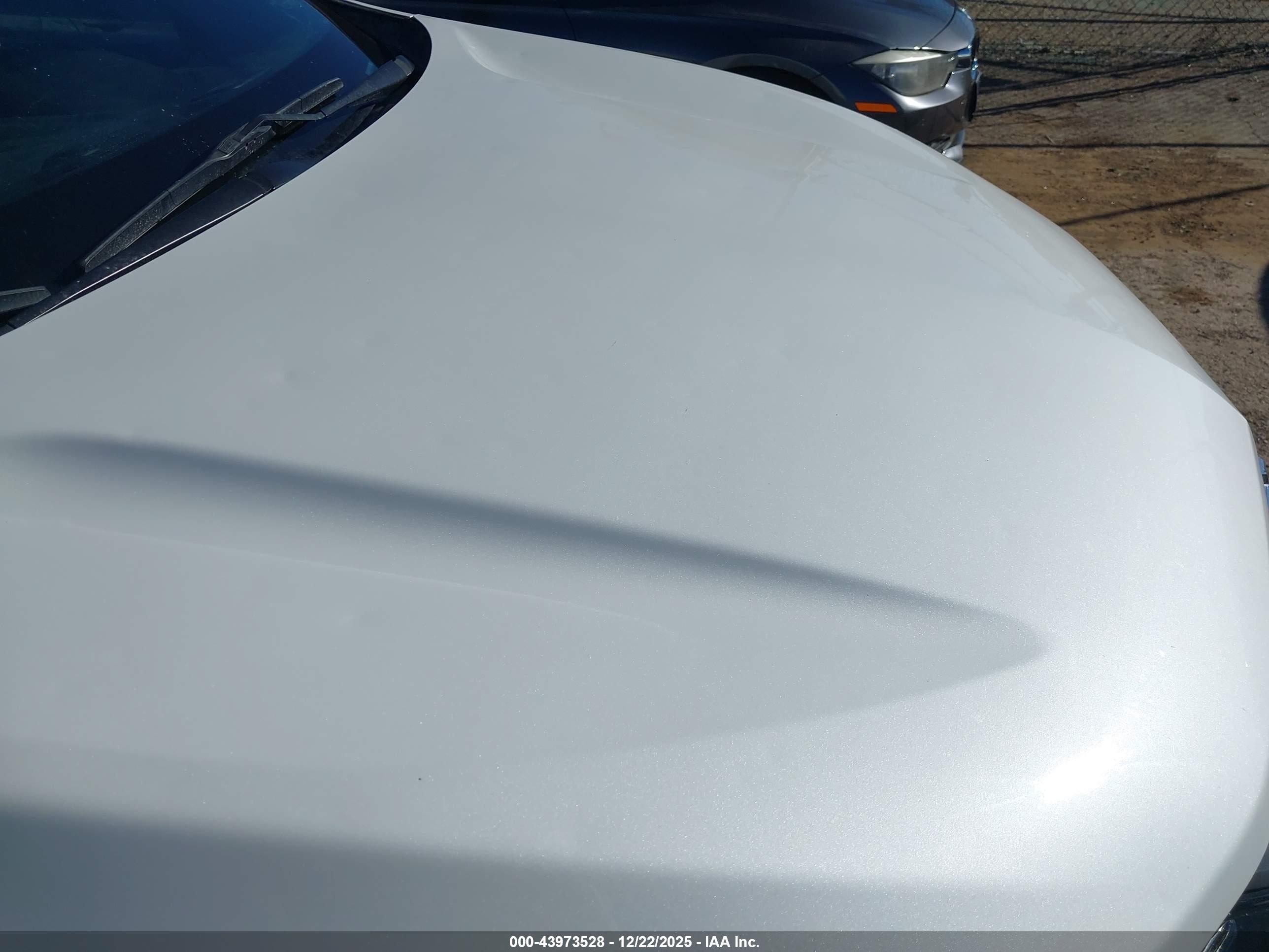 CHEVROLET EQUINOX image 6