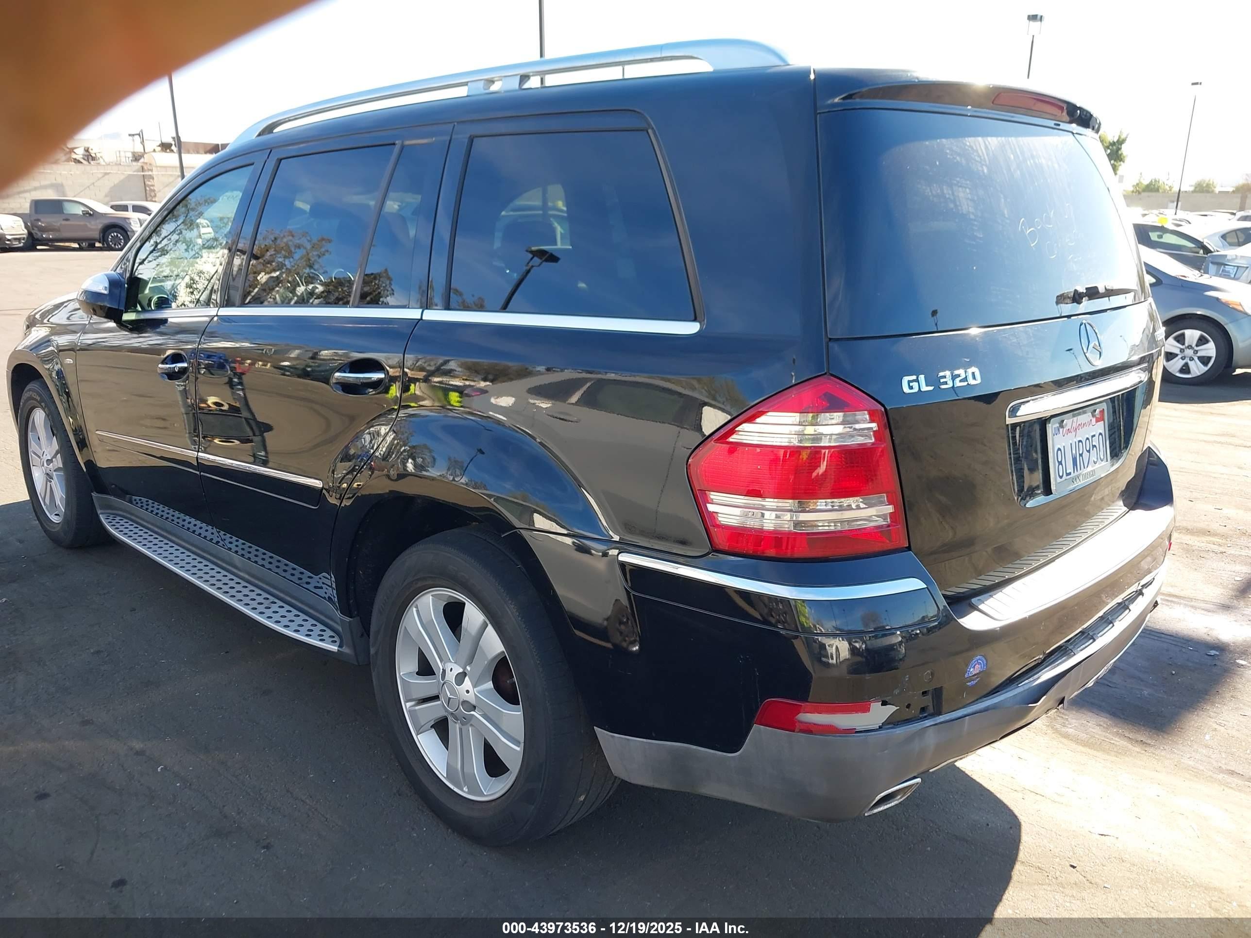 MERCEDES-BENZ GL image 3