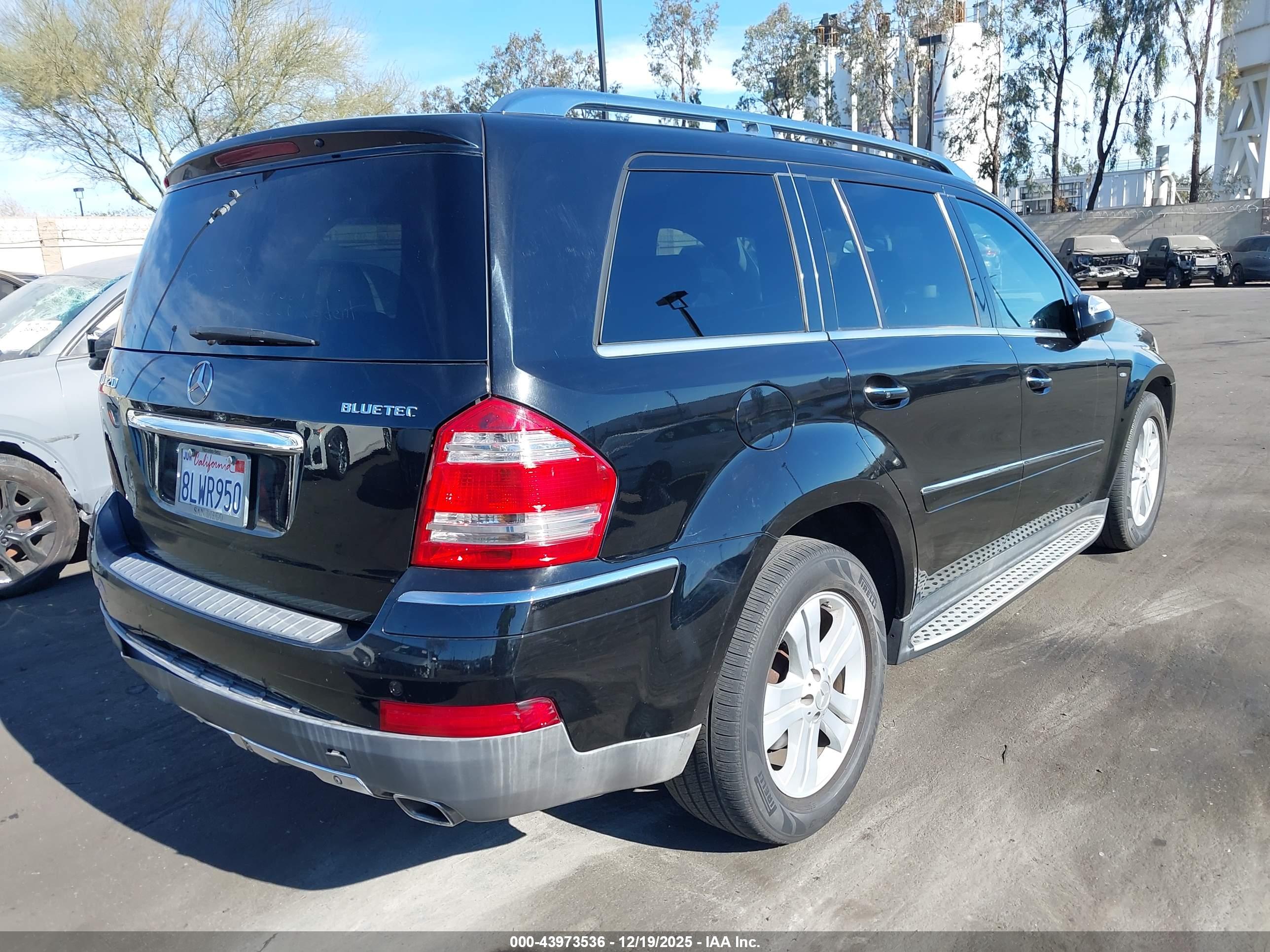 MERCEDES-BENZ GL image 4