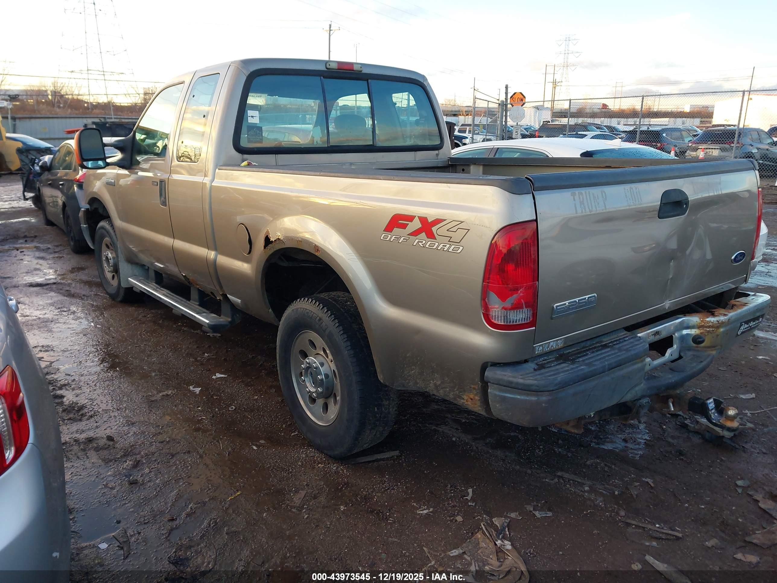 FORD F-250 image 3