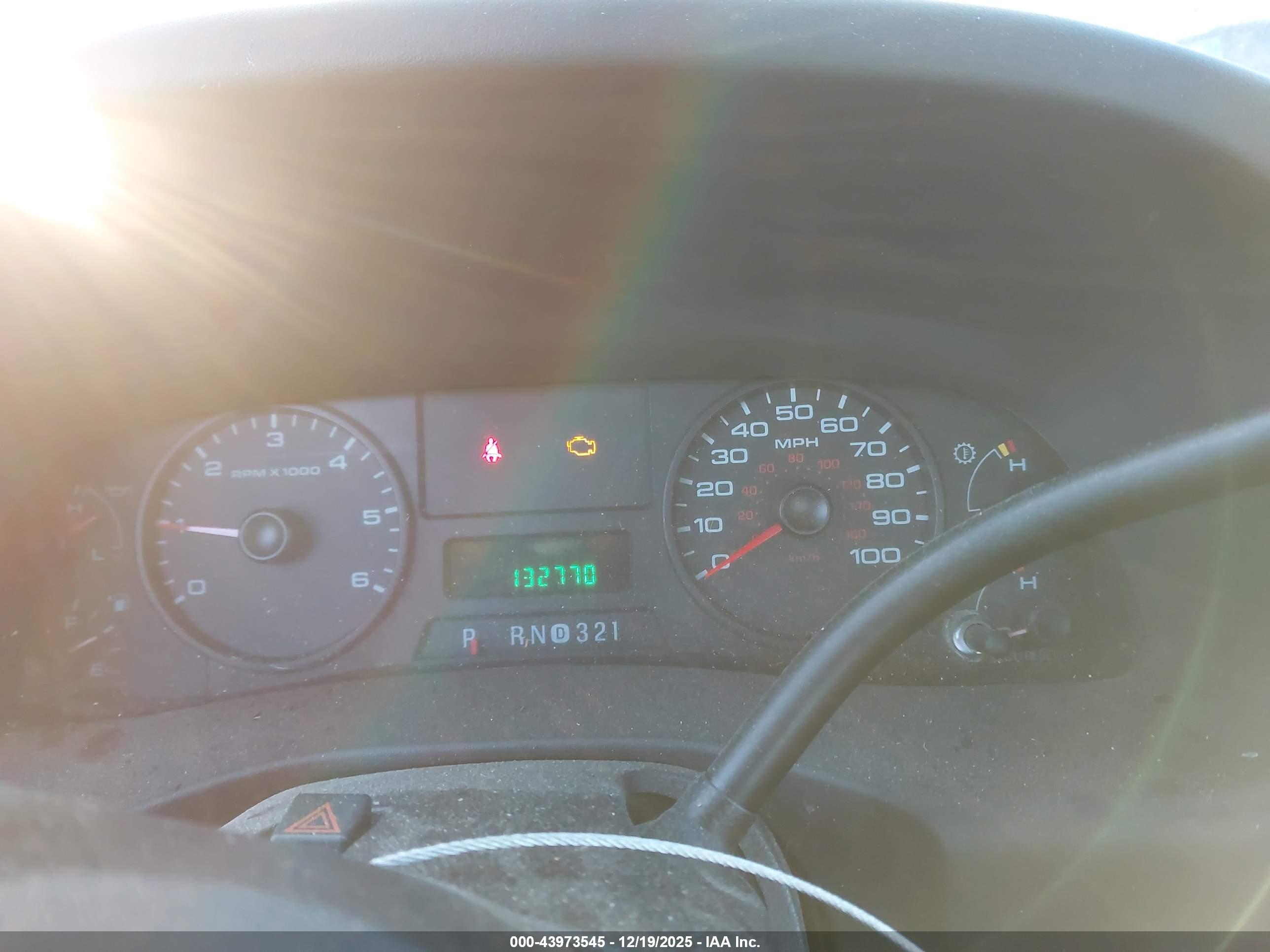 FORD F-250 image 7