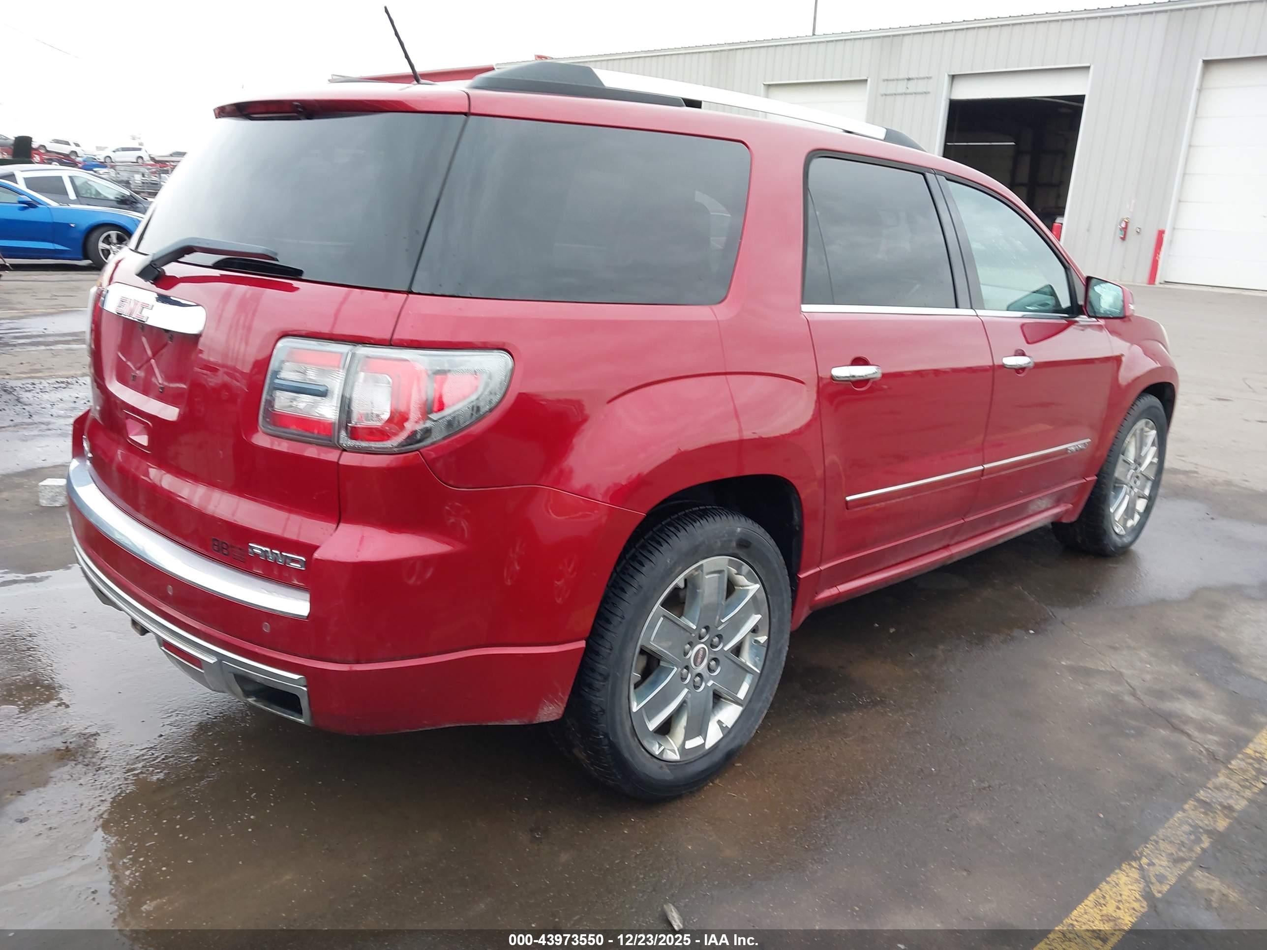 GMC ACADIA image 4