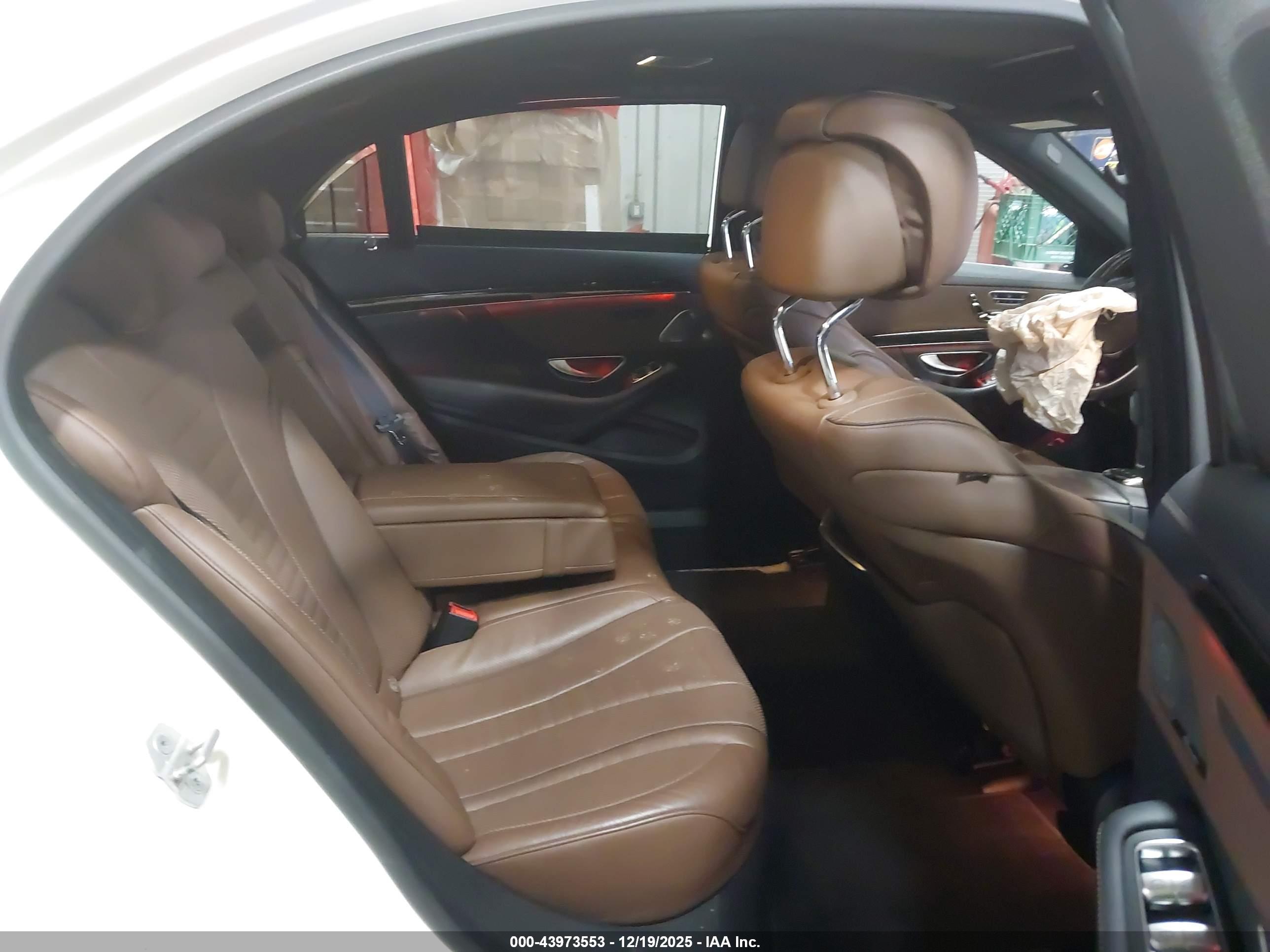 MERCEDES-BENZ S image 8